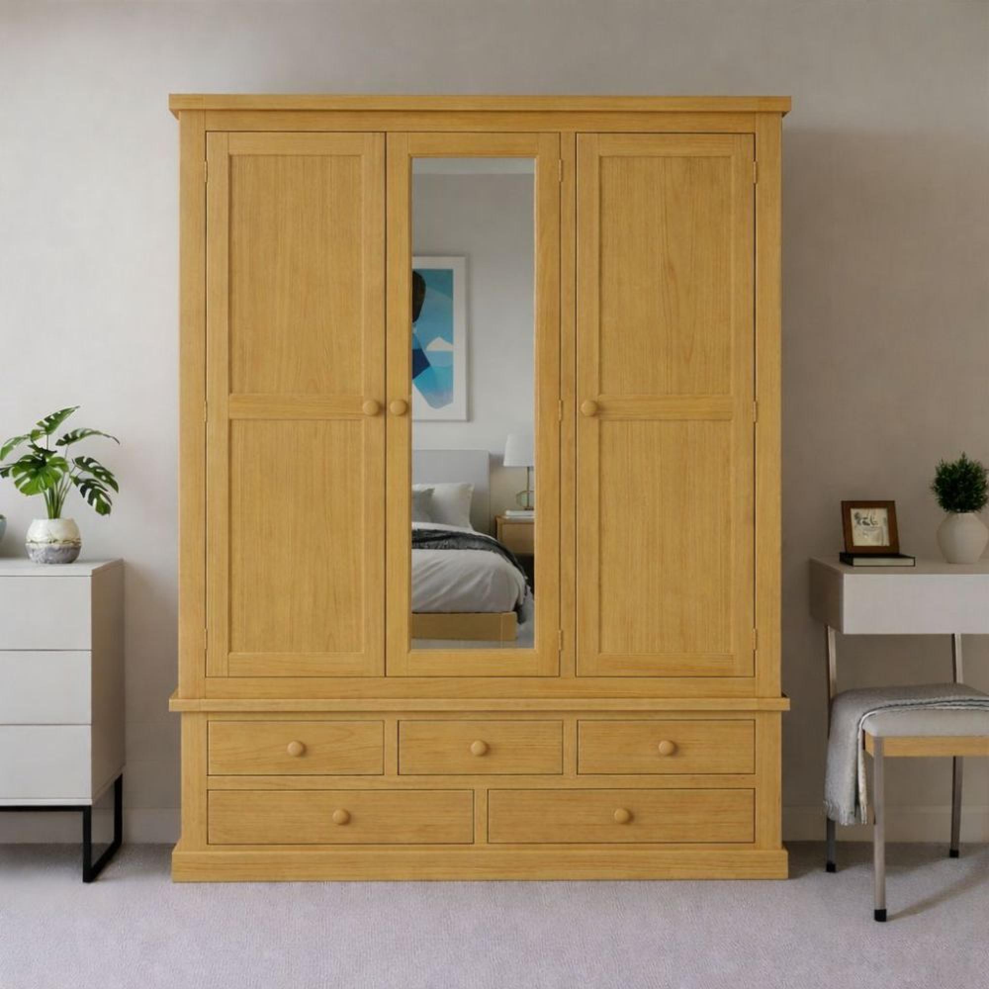 Churchill Waxed Pine 3 Door Combi Wardrobe