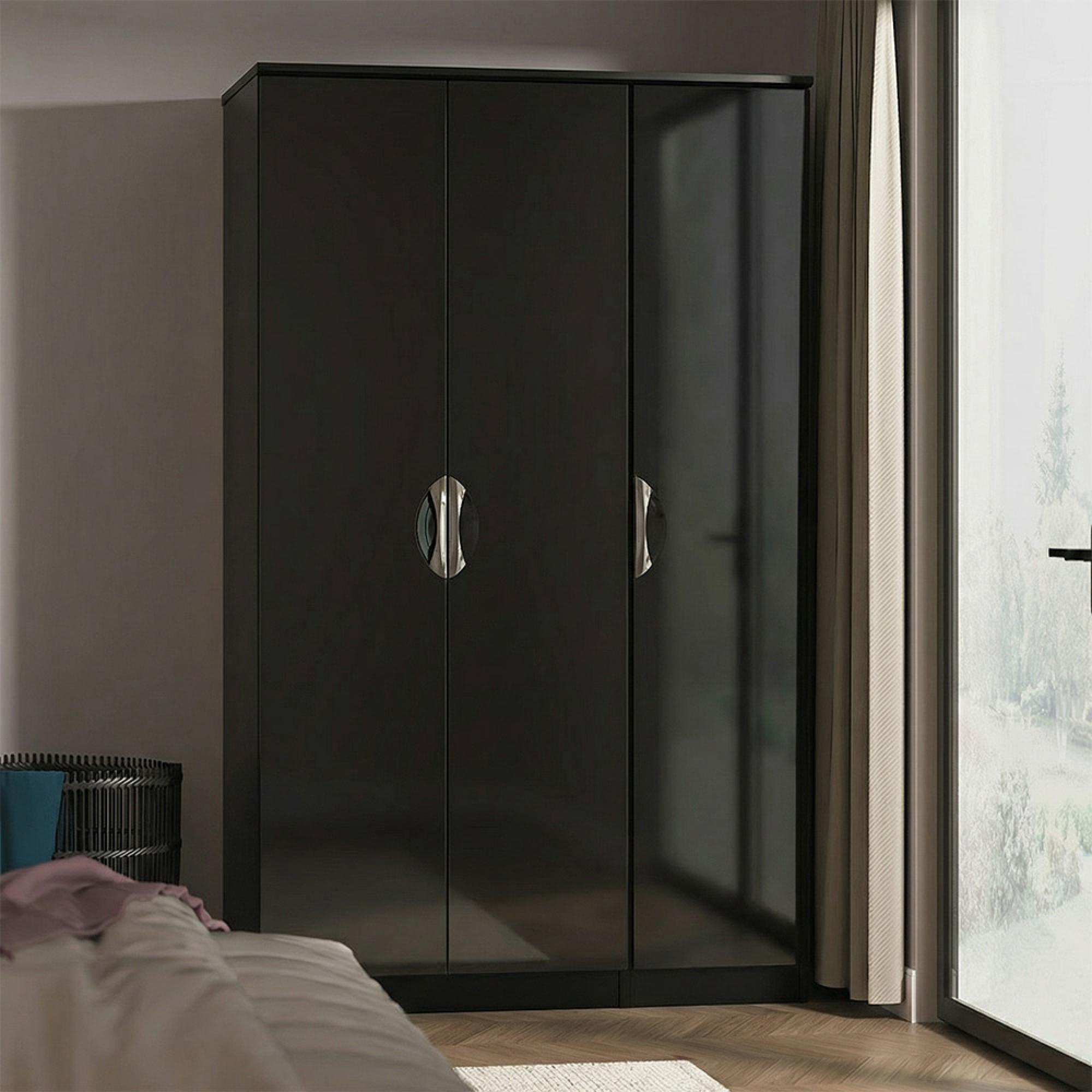 Camden Wardrobe - 3 Door - Triple - Black Gloss