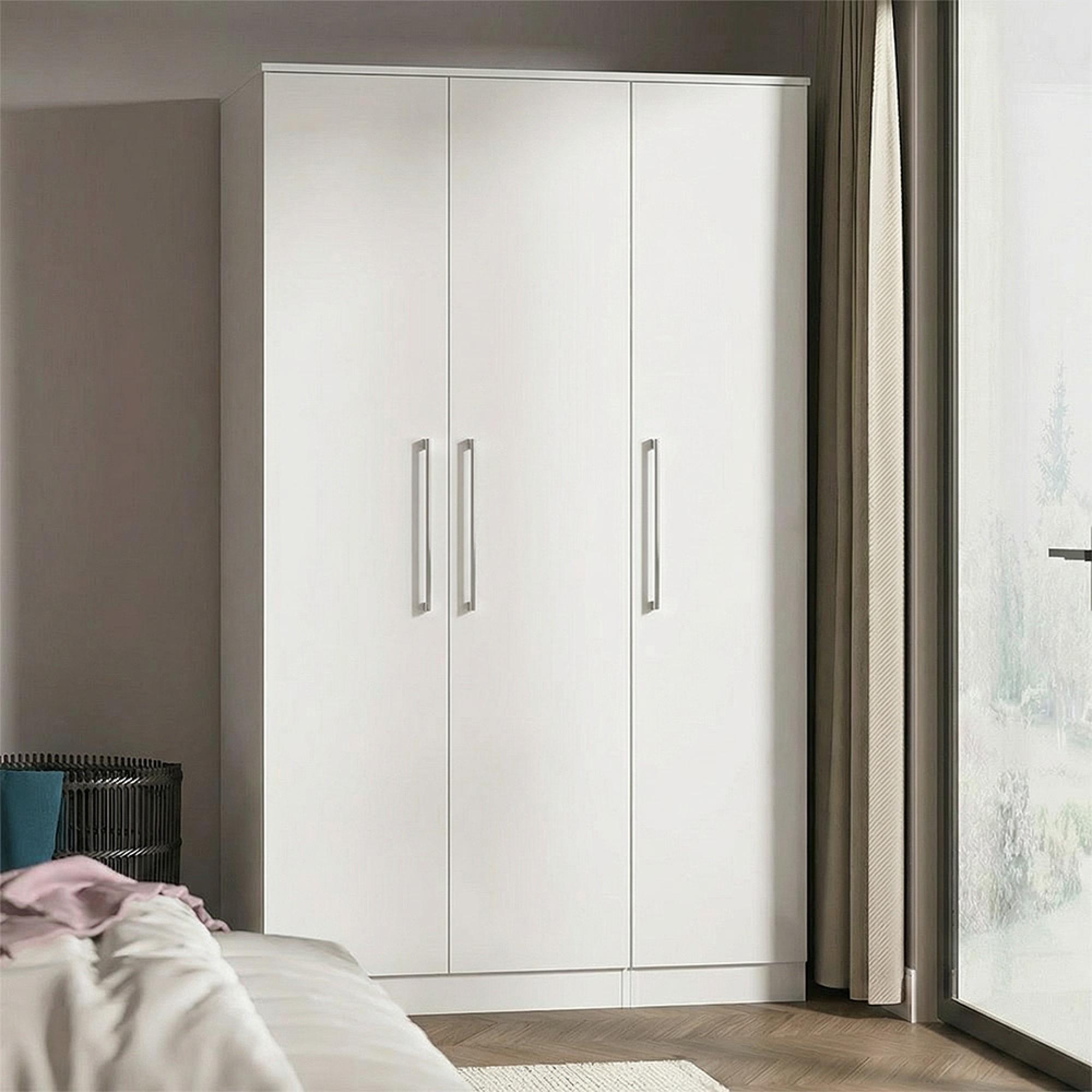 Worcester Wardrobe - 3 Door - Tall - Triple - White