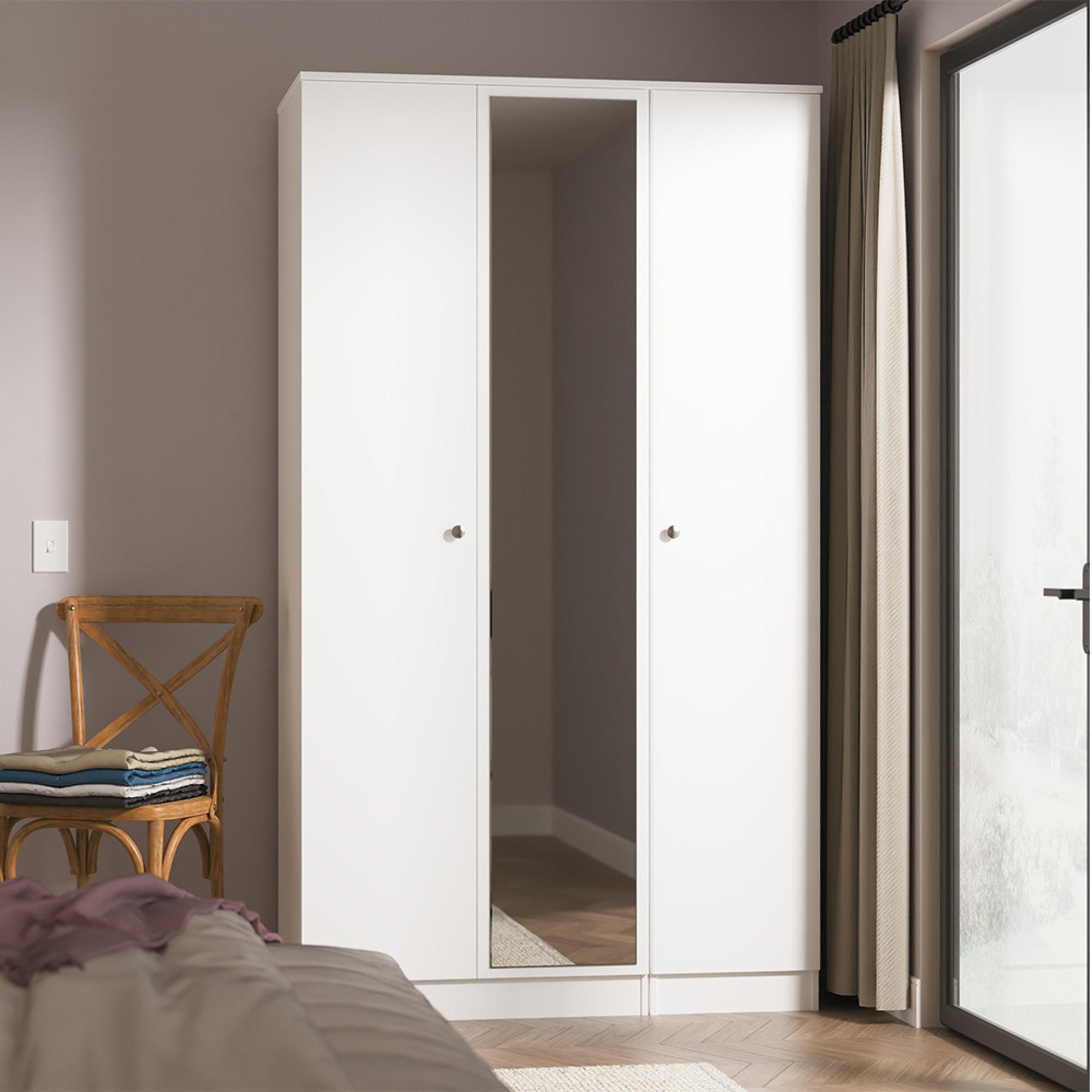 Yarmouth Wardrobe - 3 Door - 1 Mirror - Combi Triple - White Matt