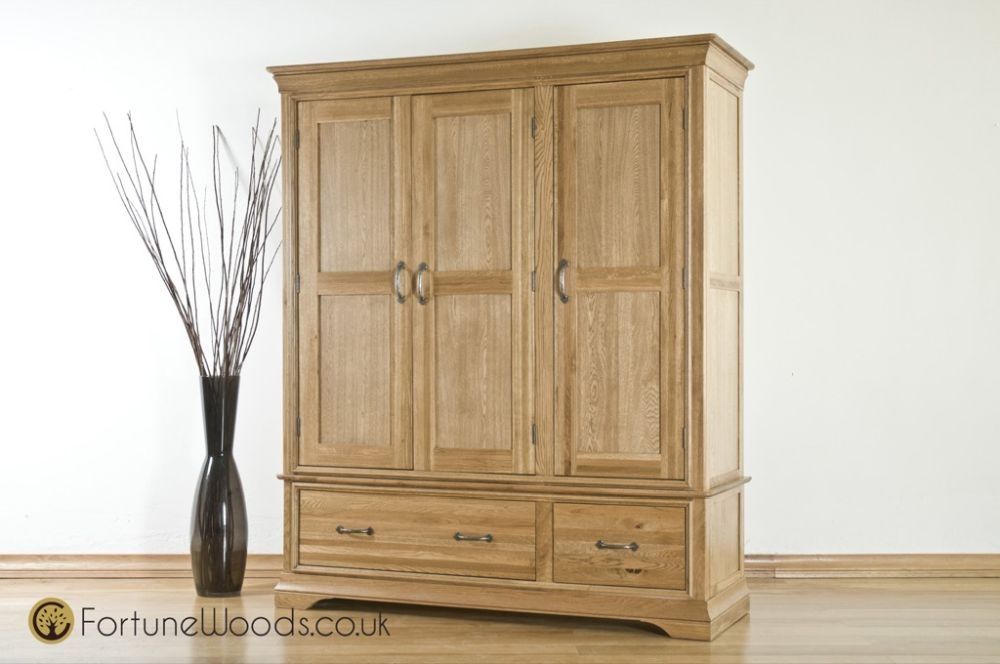 Lyon Wardrobe - 3 Door - 2 Drawer - Oak
