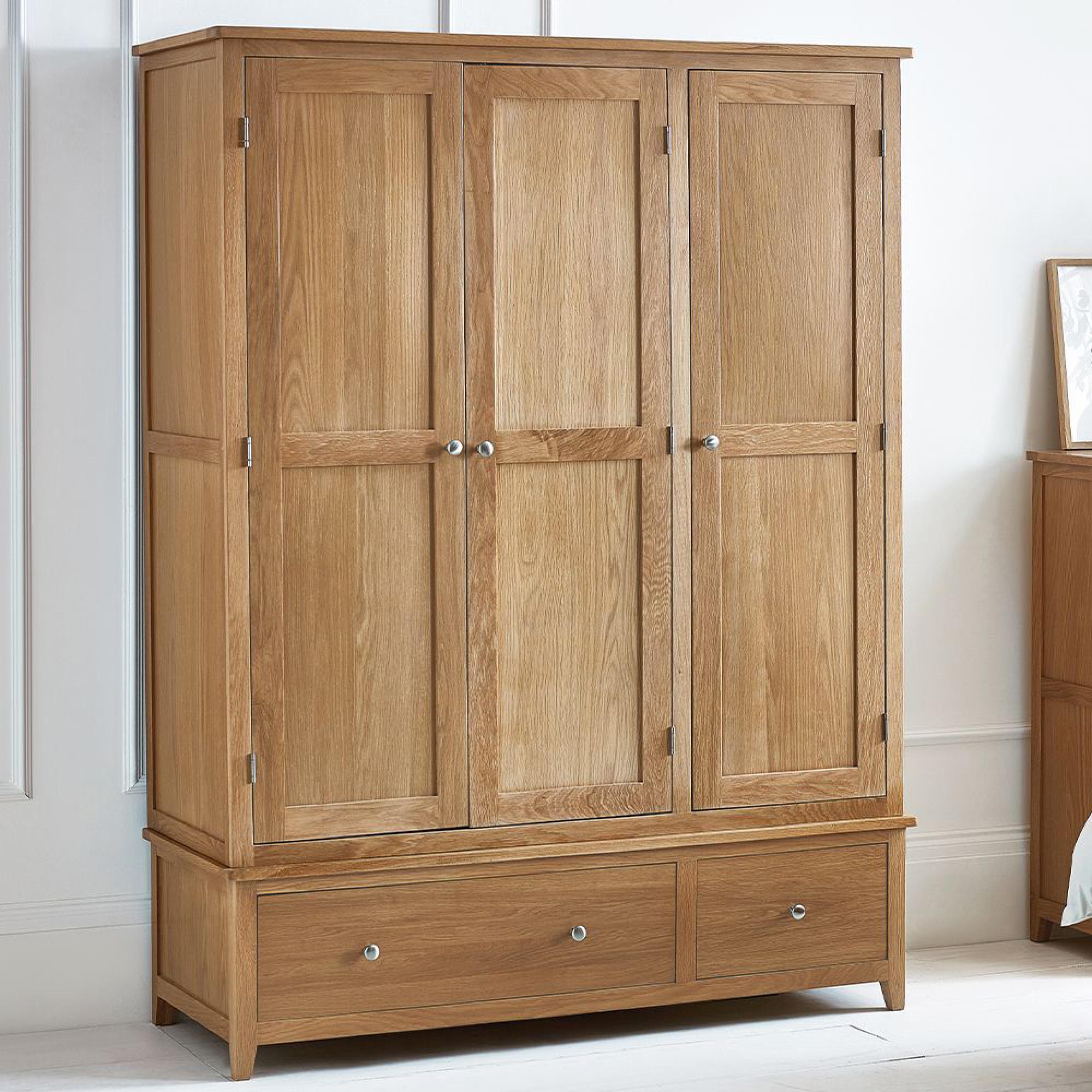 Mallory Wardrobe - 3 Door - 2 Drawer - Oak