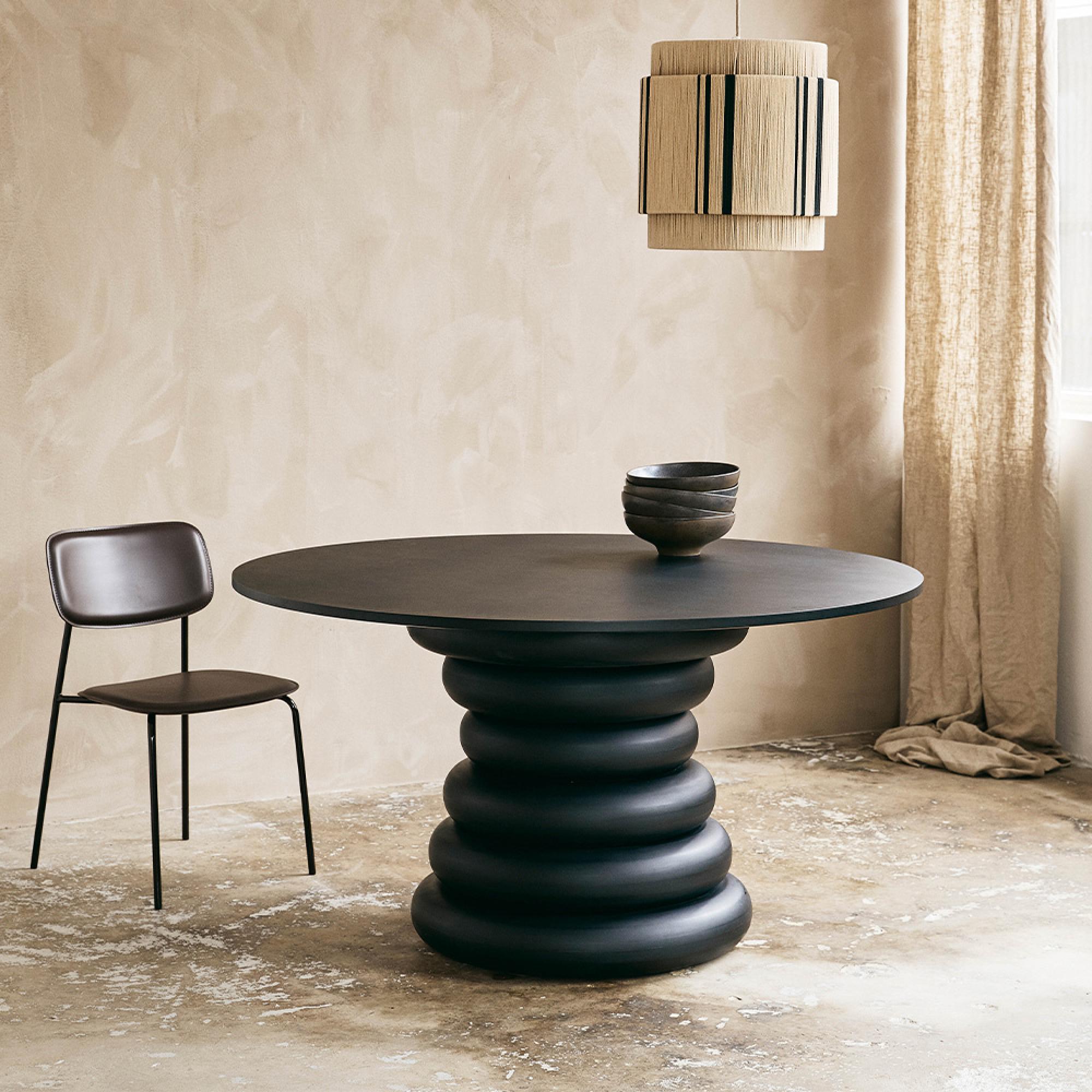 Yalu Dining Table - 6 Seater - 140cm - Round - Black