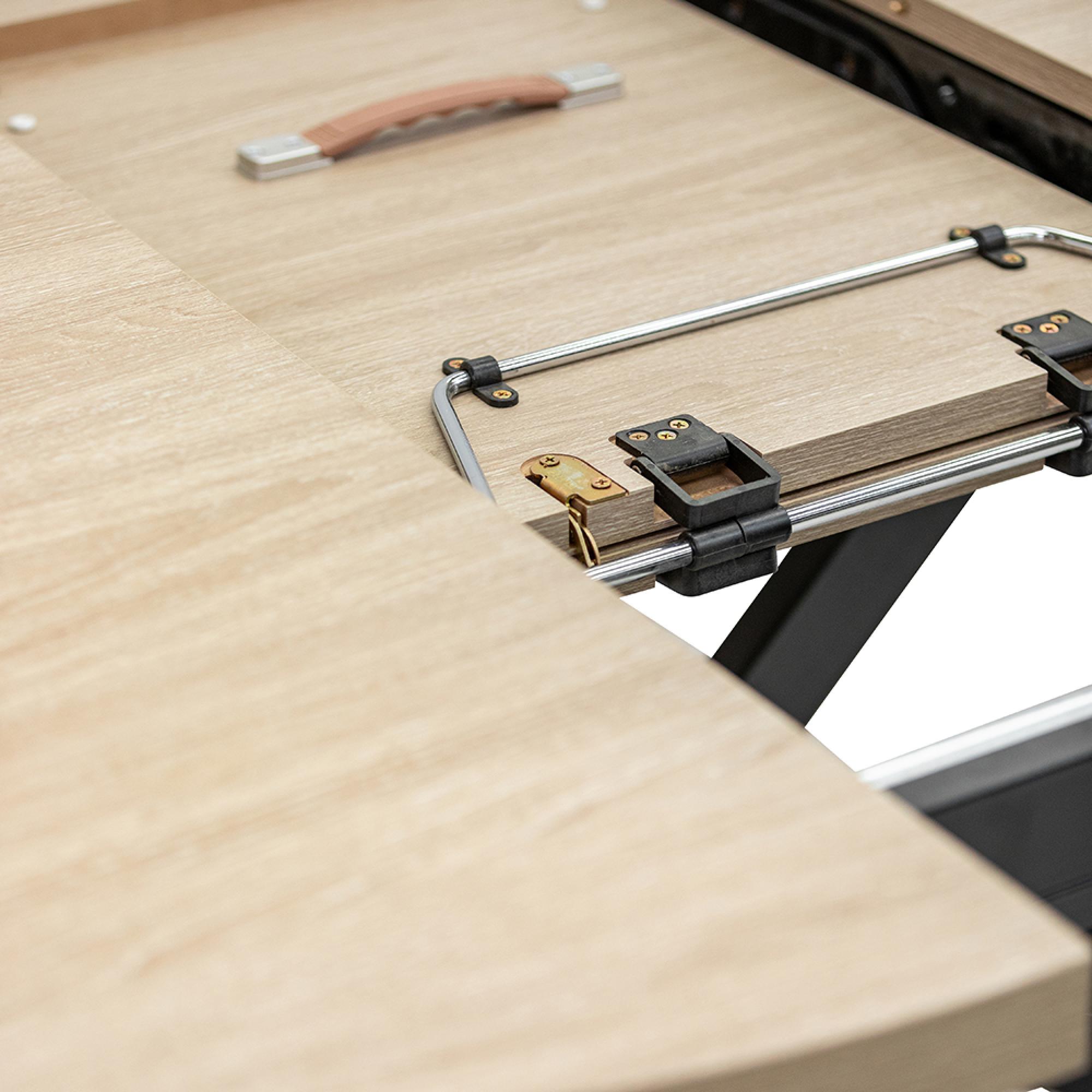 Dalton Extending Dining Table - 4-6 Seater - 120cm-160cm - Round - Light Oak - Spider Legs