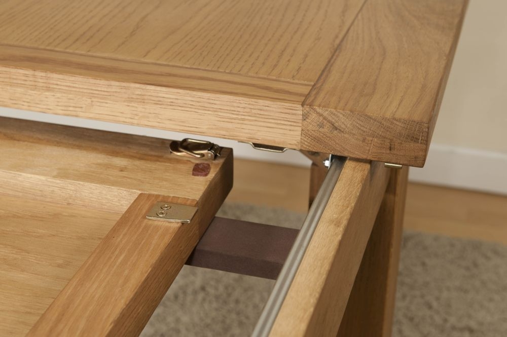 Dorset Dining Table - 6-8 Seater - 132cm-198cm - Extending - Oak