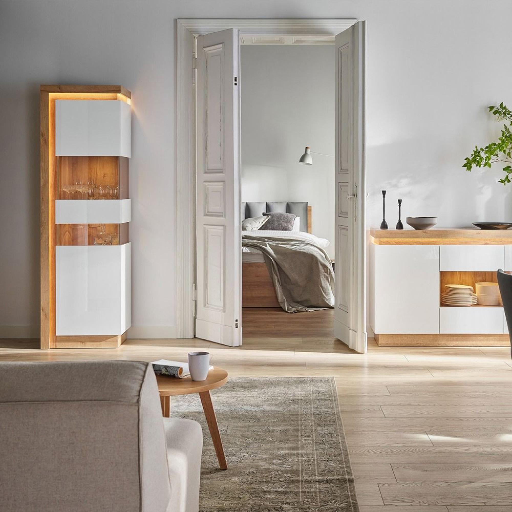 Lyon Display Cabinet - Narrow - RHD - Oak