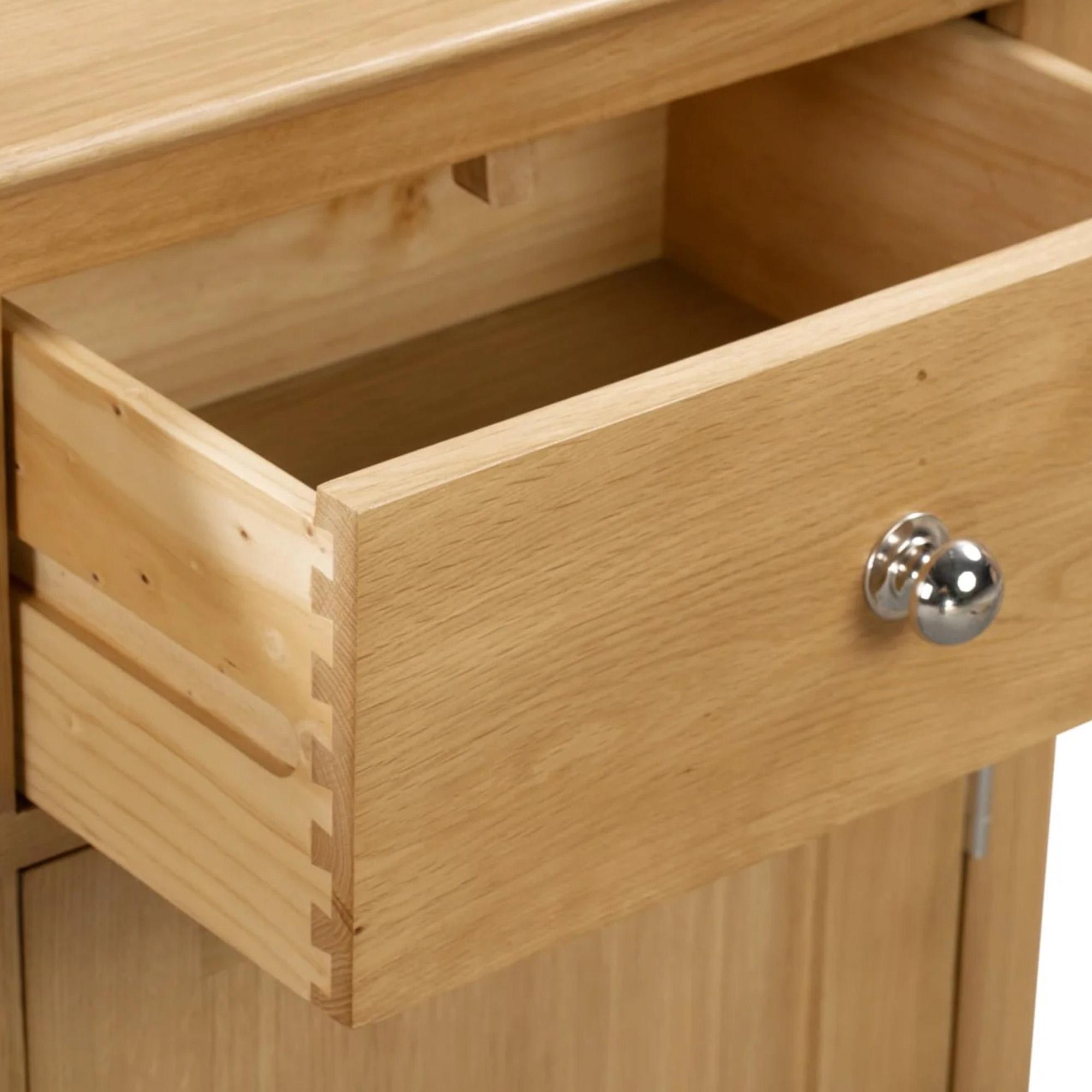 Cotswold Sideboard - 135cm - 3 Door - Medium - Oak