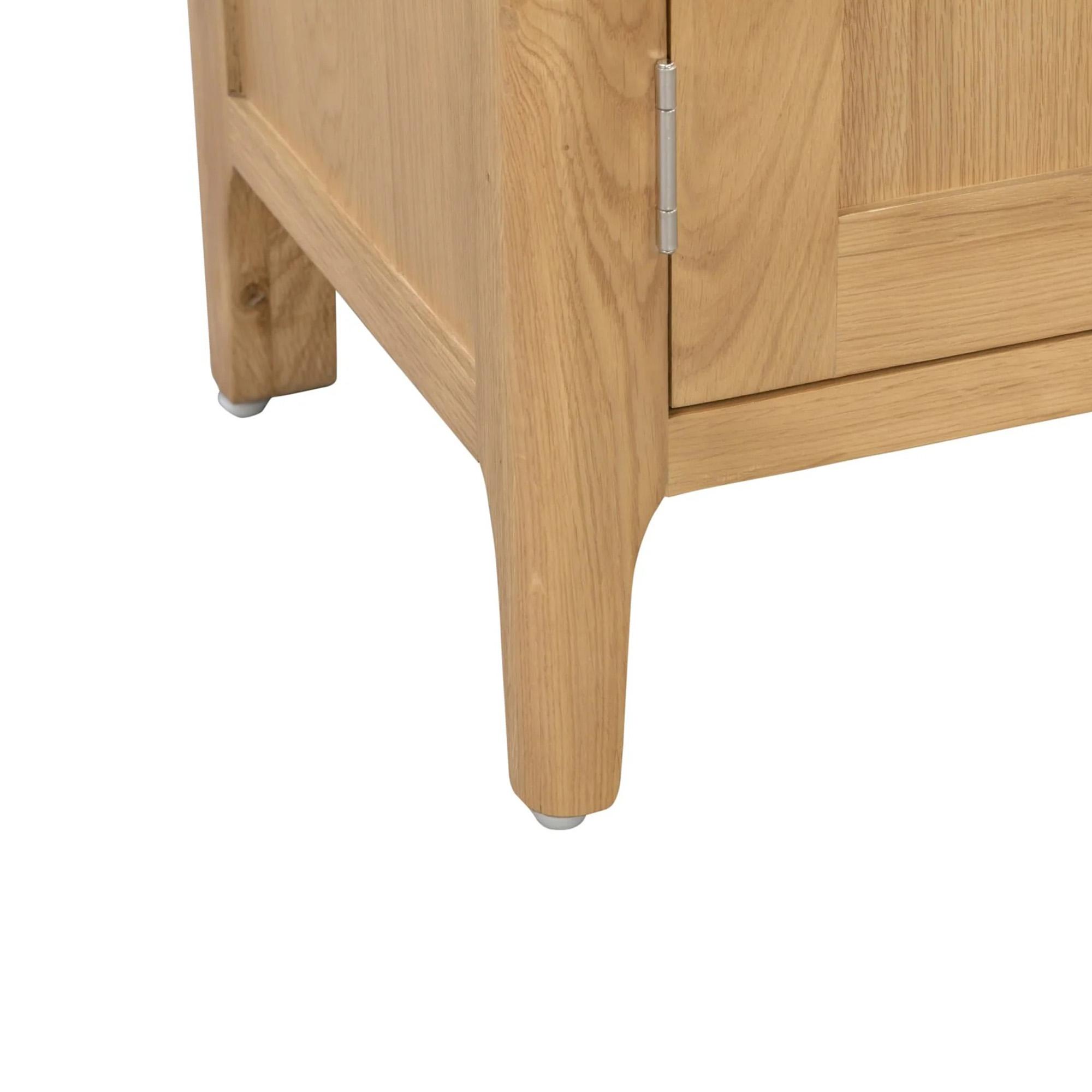 Cotswold Sideboard - 135cm - 3 Door - Medium - Oak