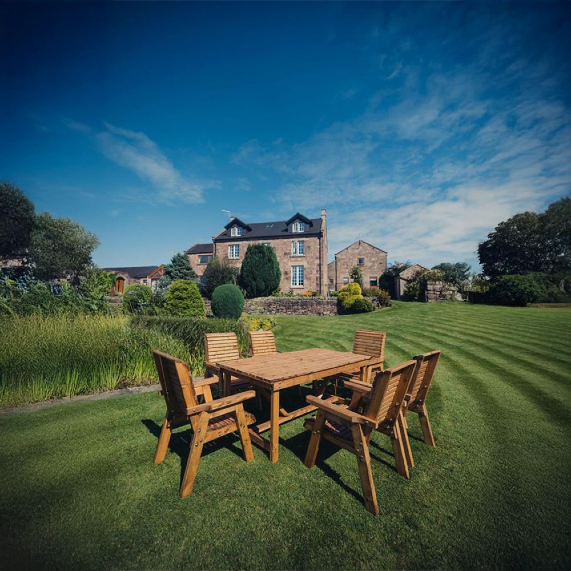 Churnet Valley Redwood Garden Table Set with 6 Chairs