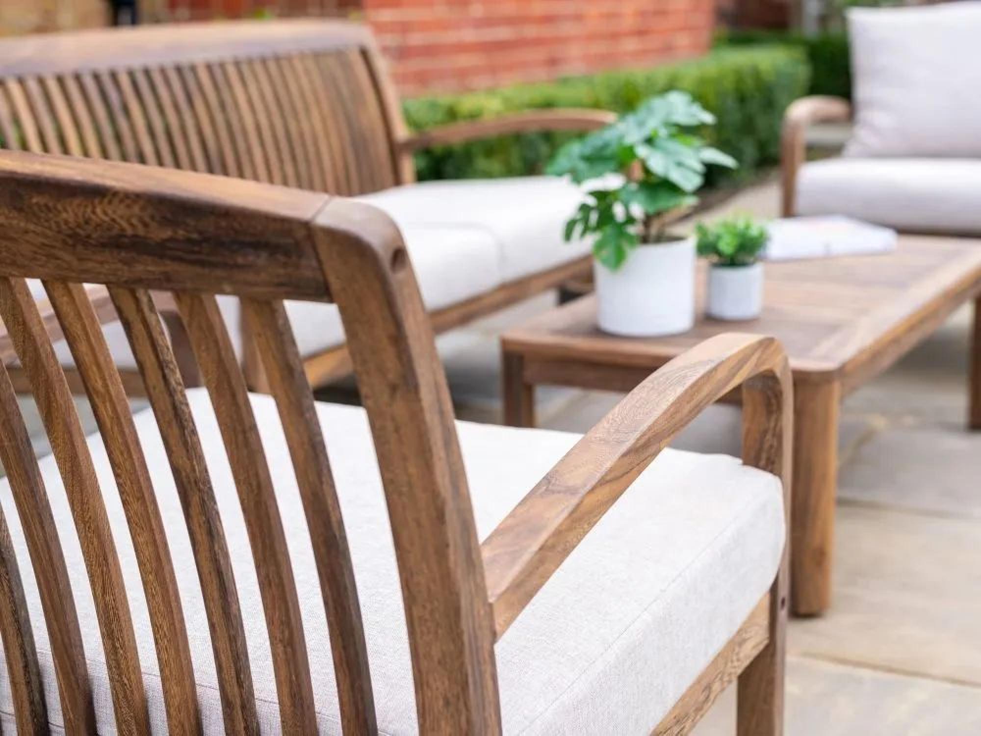 Bolney Lounge Chair - Garden - Acacia Wood