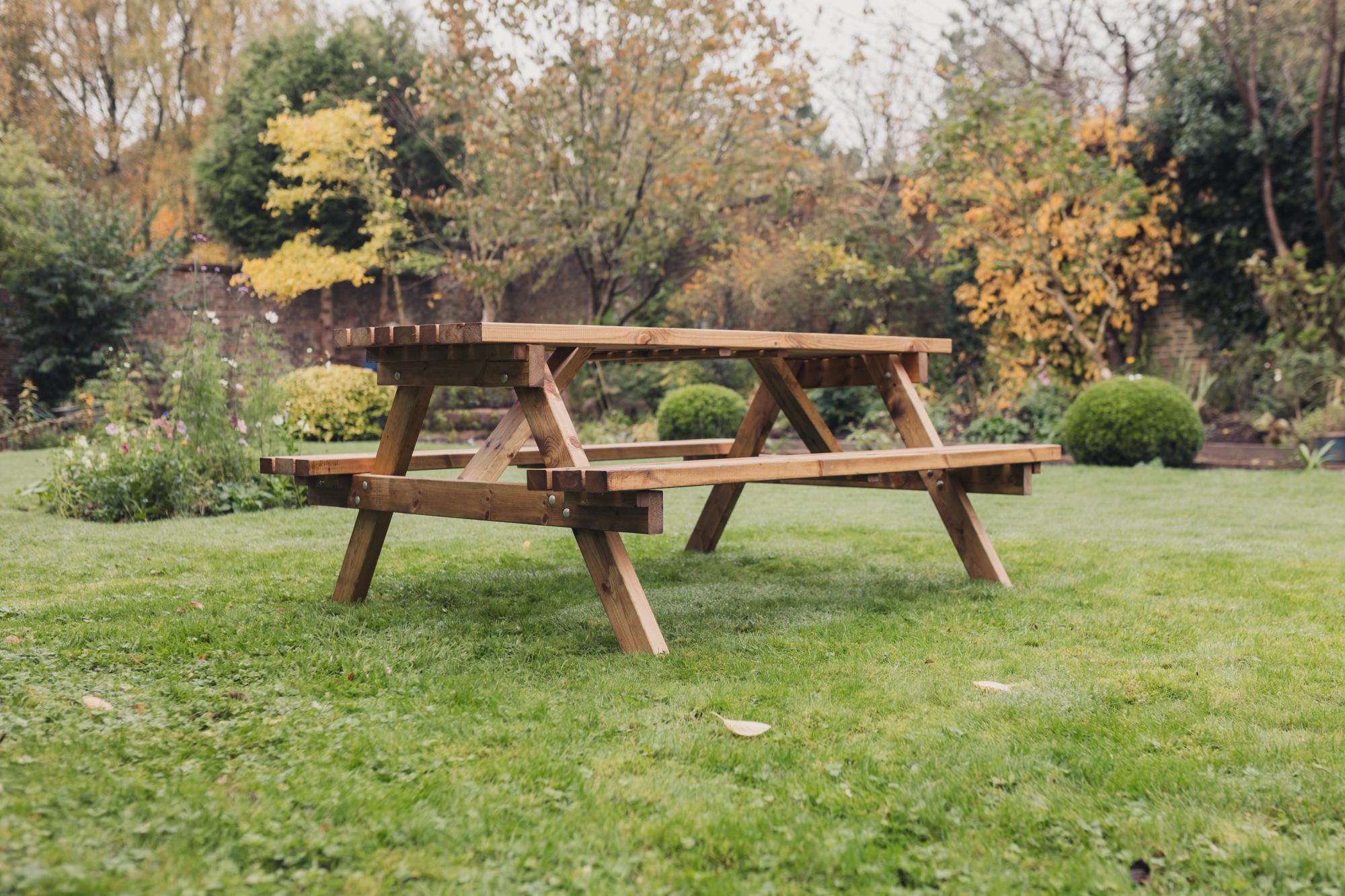 Churnet Valley Deluxe Redwood Garden Picnic Table - 180cm