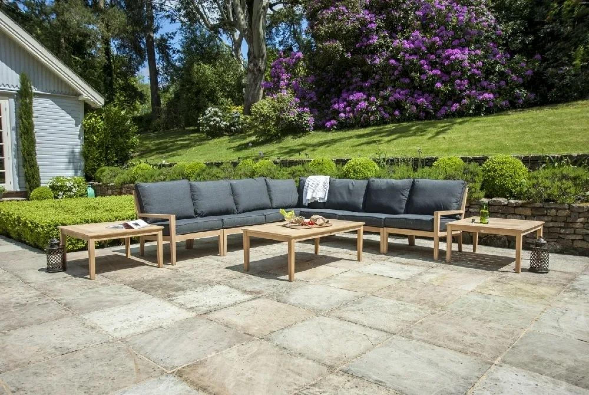 Roble Wood Garden Coffee Table