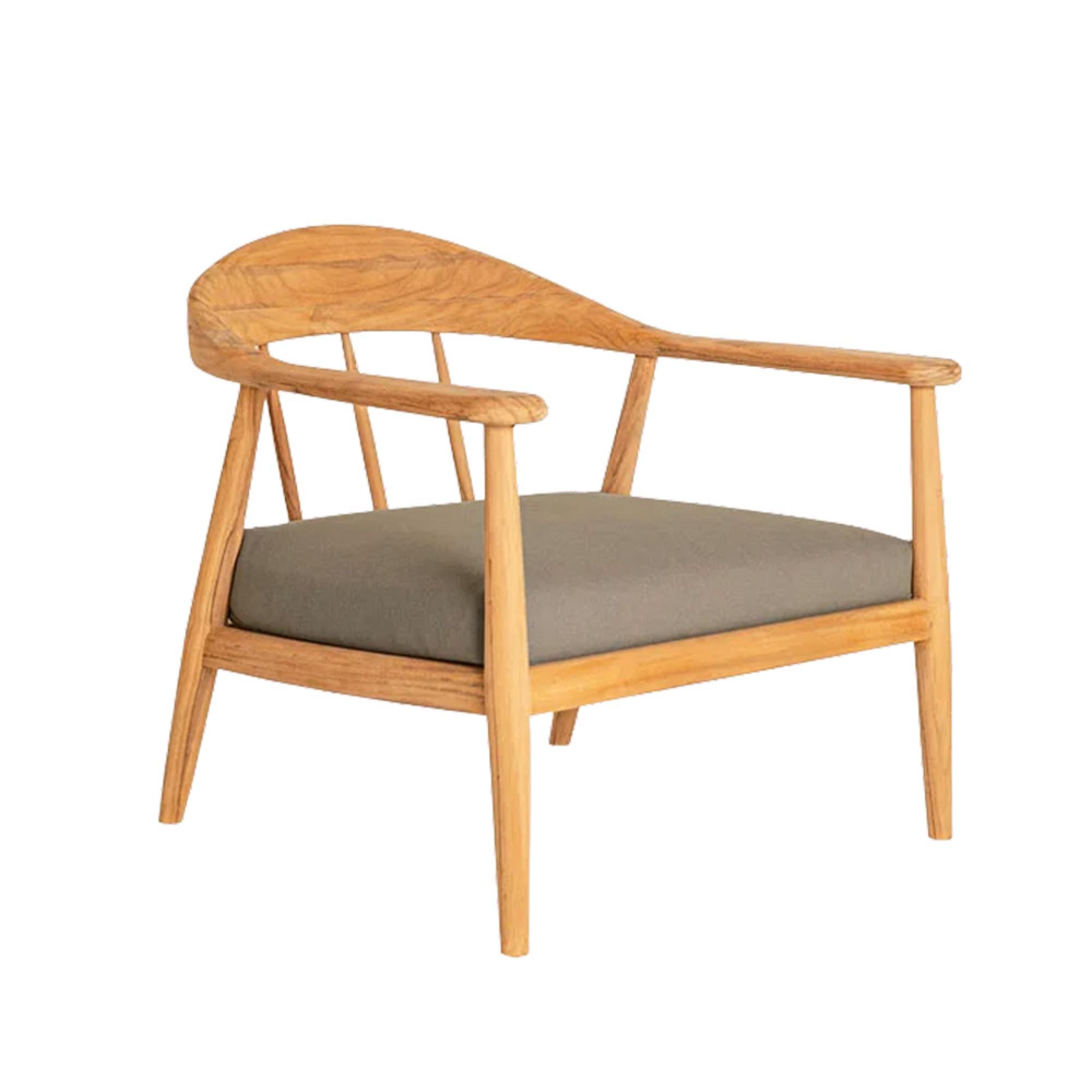 Dana Garden Lounge Chair - Teak Wood