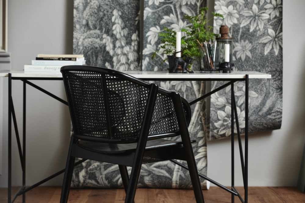 Wicky Lounge Chair - Black