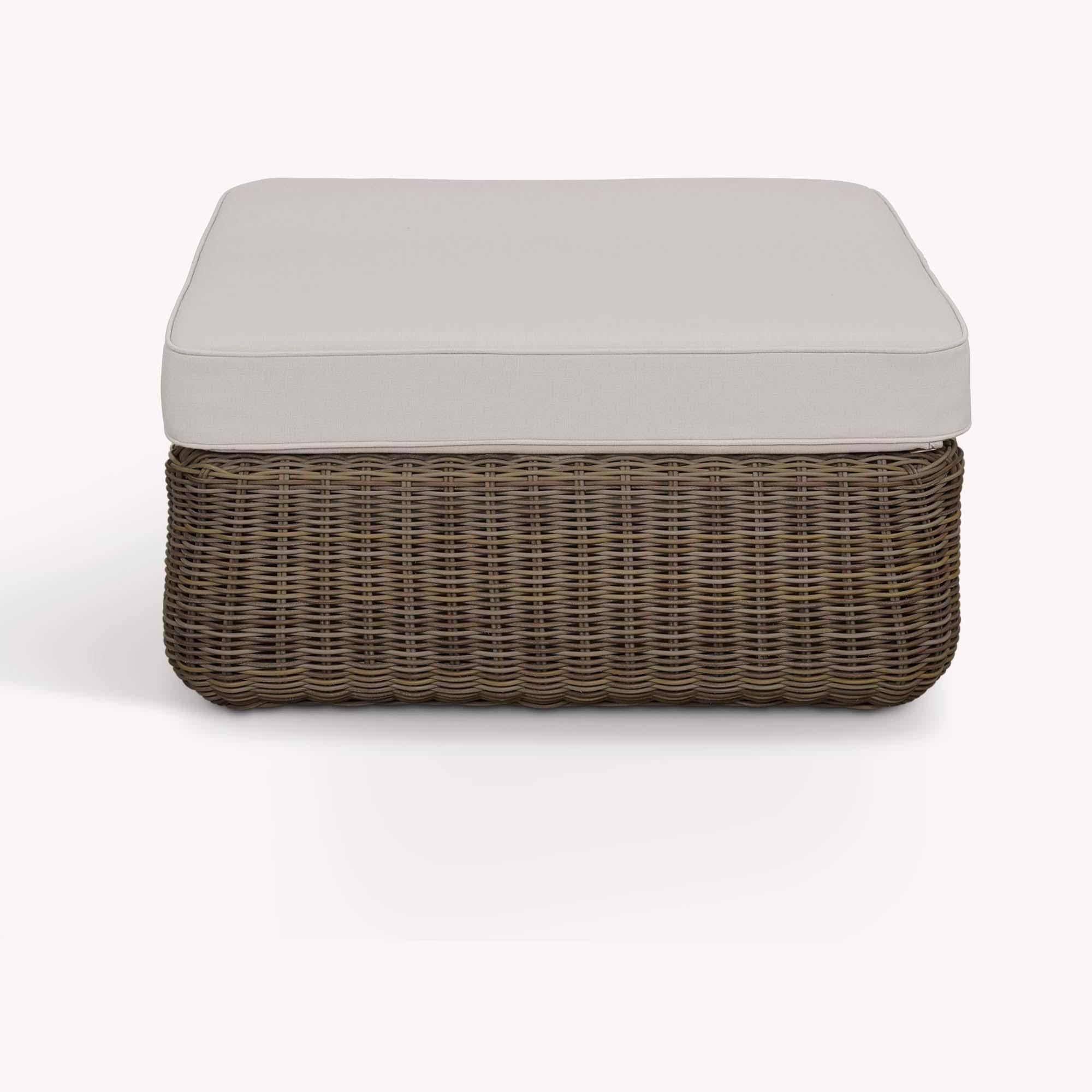 Skala Ottoman Dark Rattan