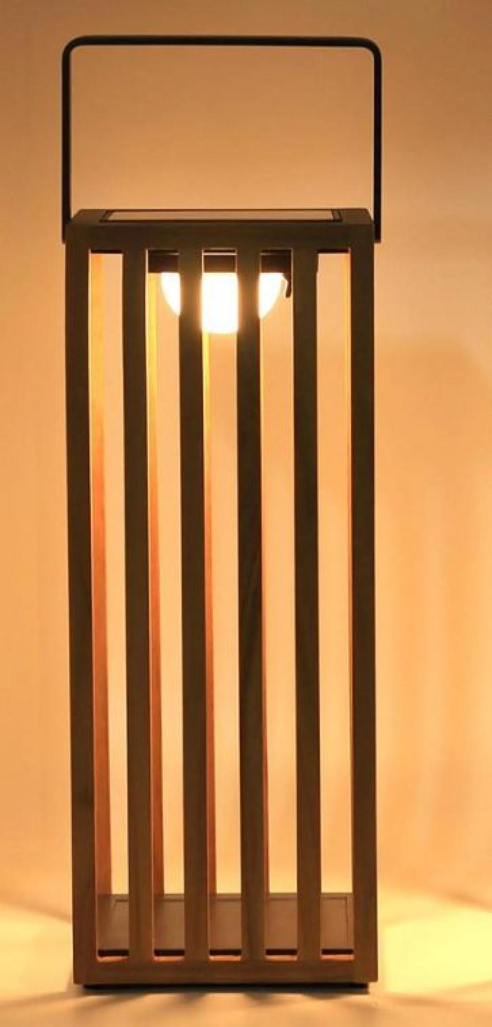 Venus Wood Garden Light - Small - Solar