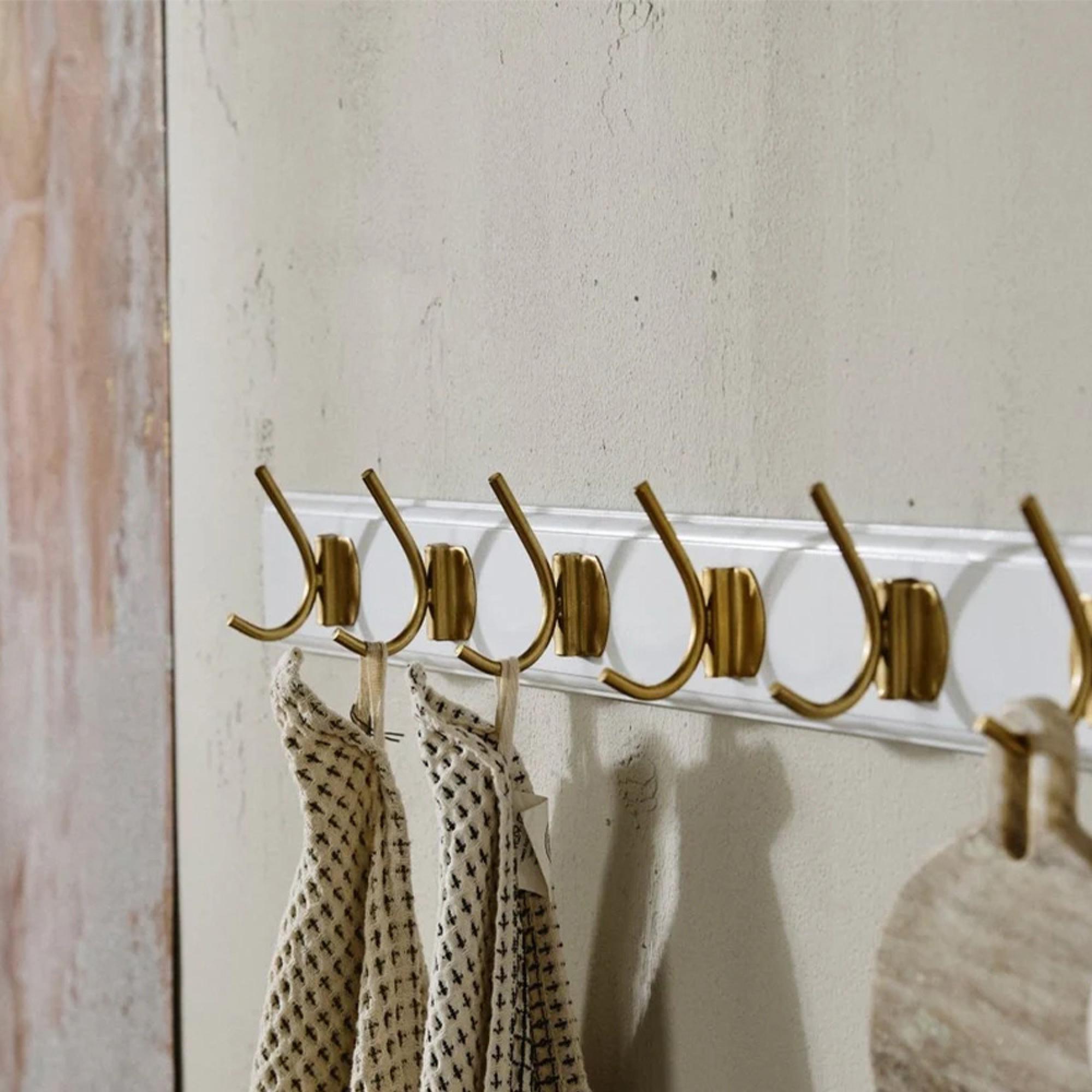 Edgy Coat Rack - 8 Hooks - Matt White