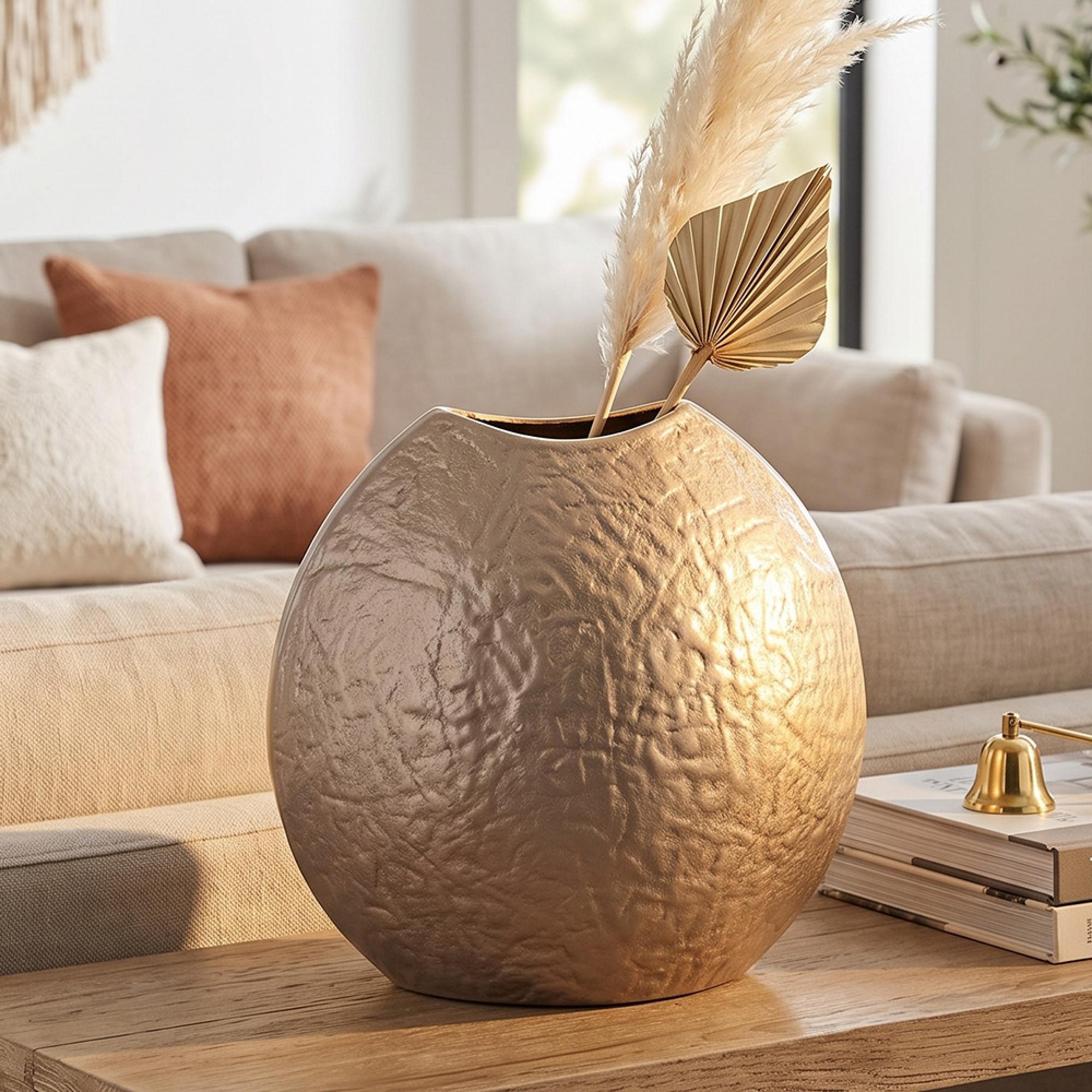 Jaya Vase - Beige - Aluminium