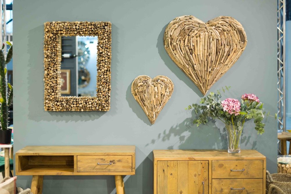 Driftwood Wall Decor - Heart - Large