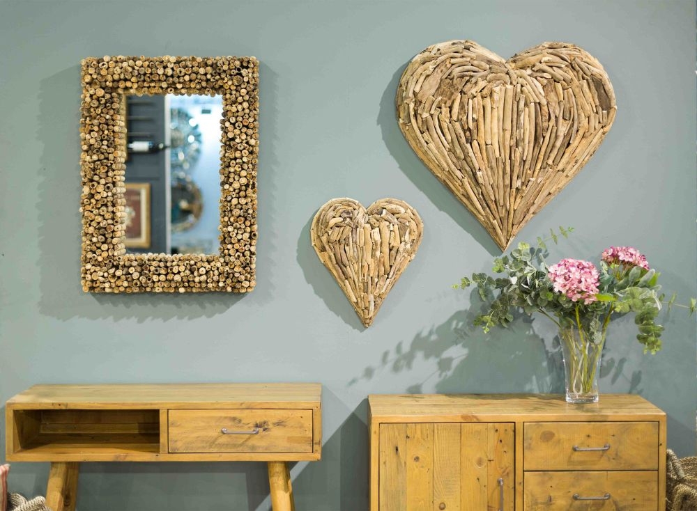 Driftwood Heart Medium Wall Deco