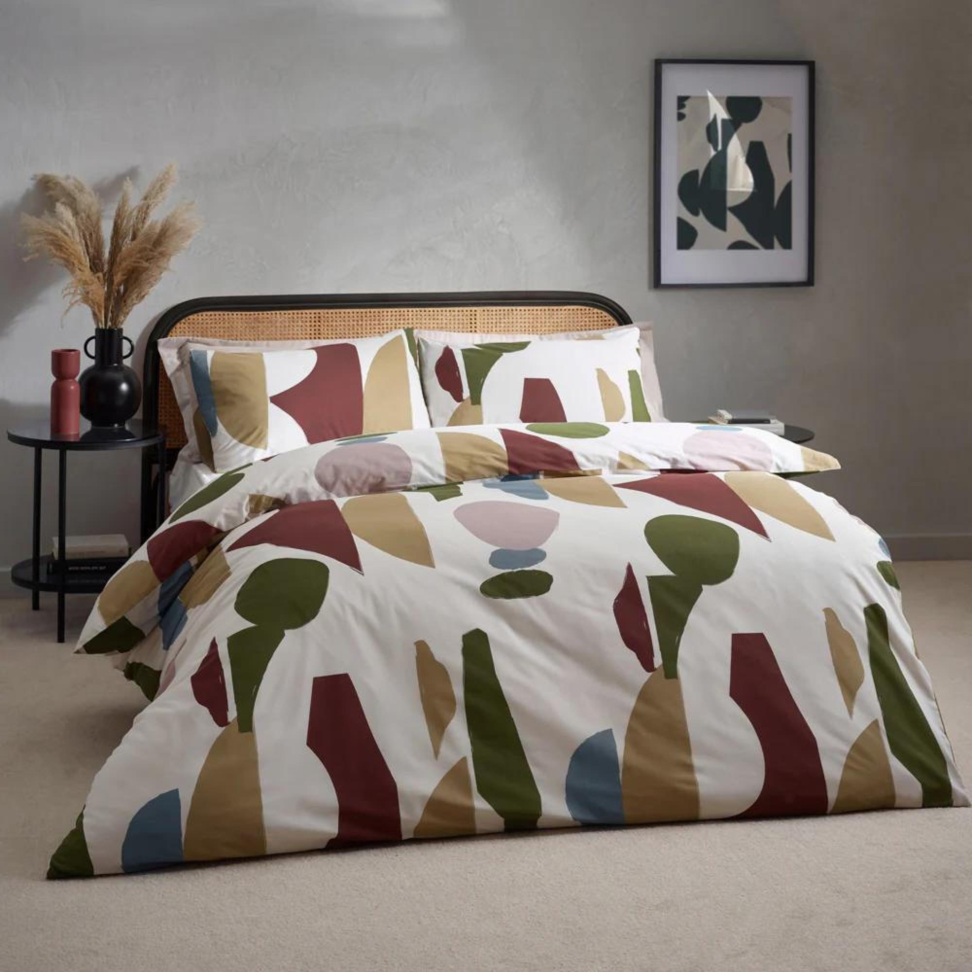 Hoem Meta Multi Coloured Abstract Cotton Rich Duvet Cover Set