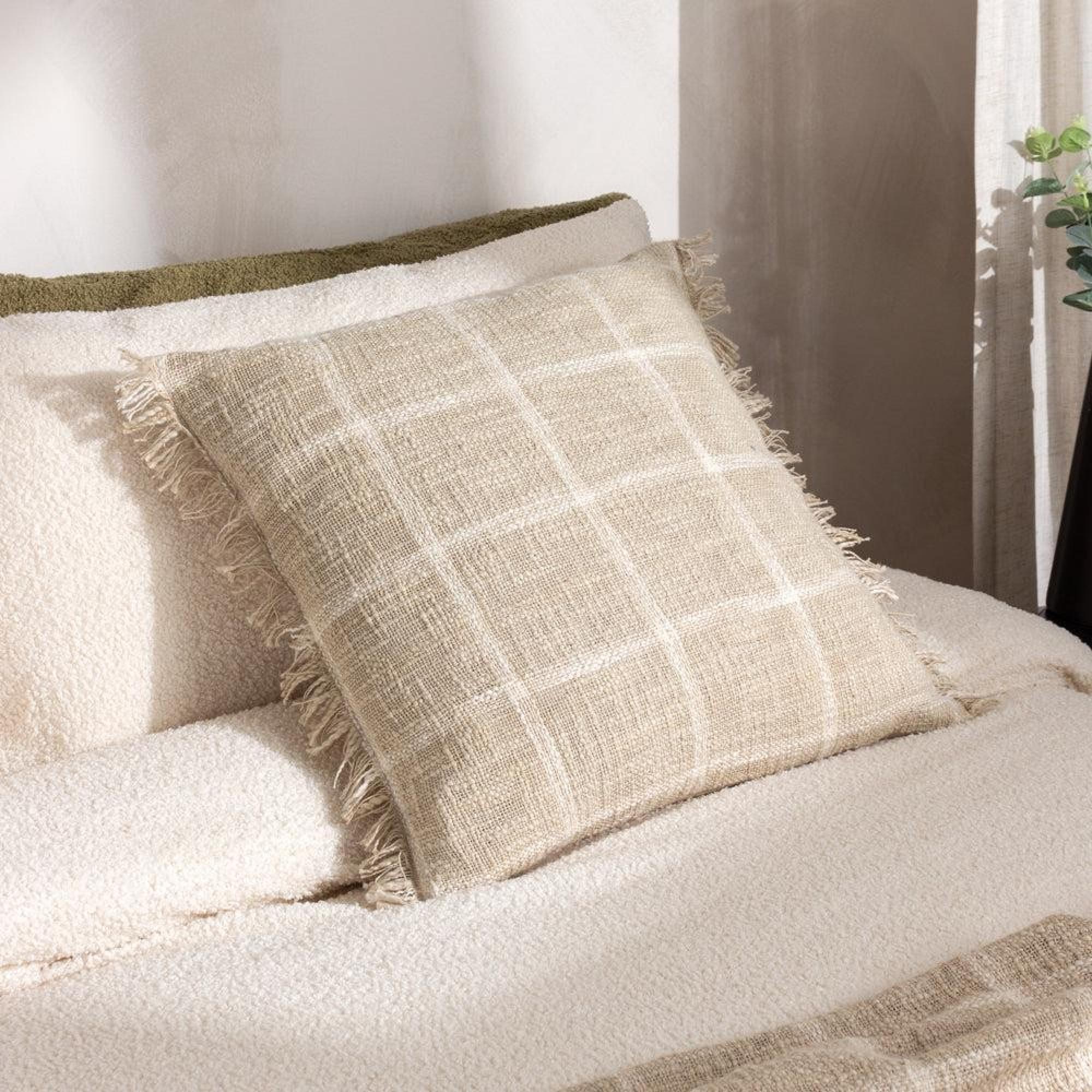 Yard Beni Stone and Natural Cushion