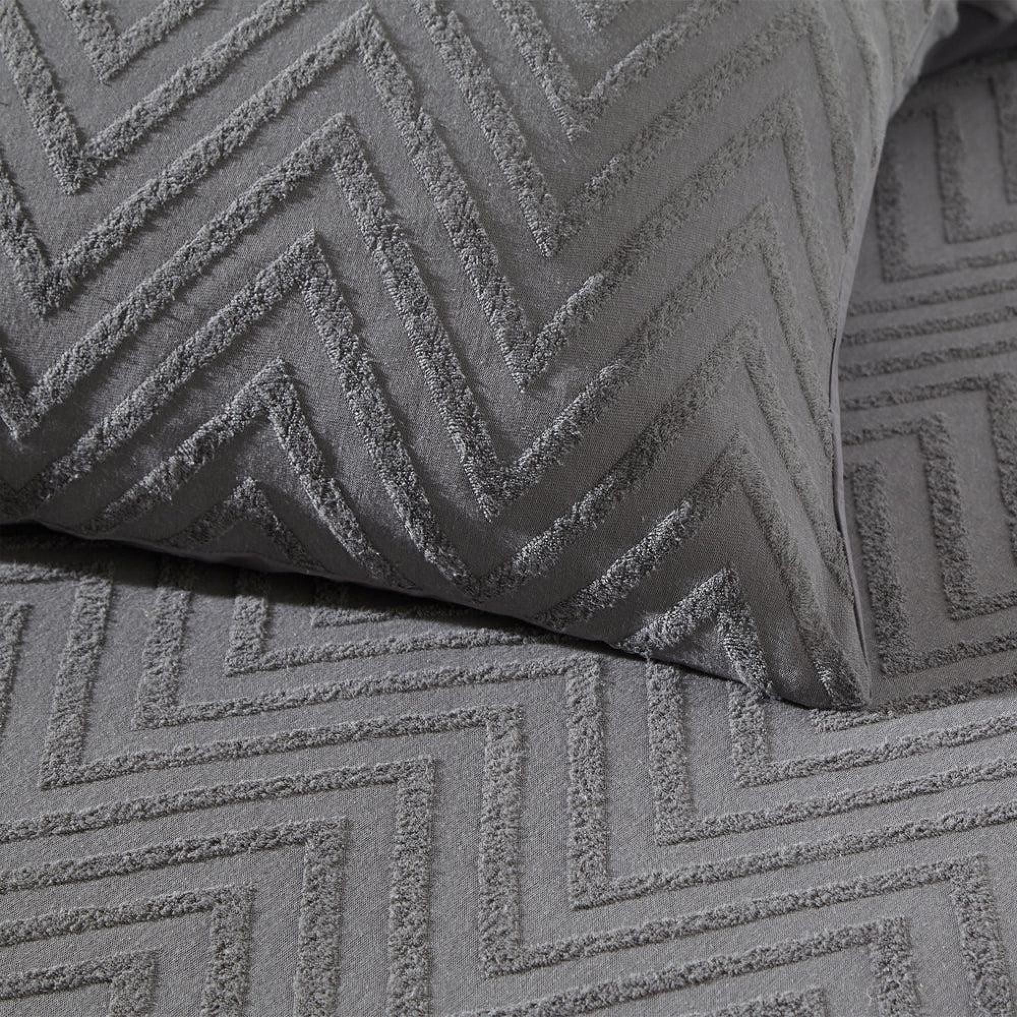 Yard Chevron Charcoal Tufted Geometric Cotton Duvet Cover Set