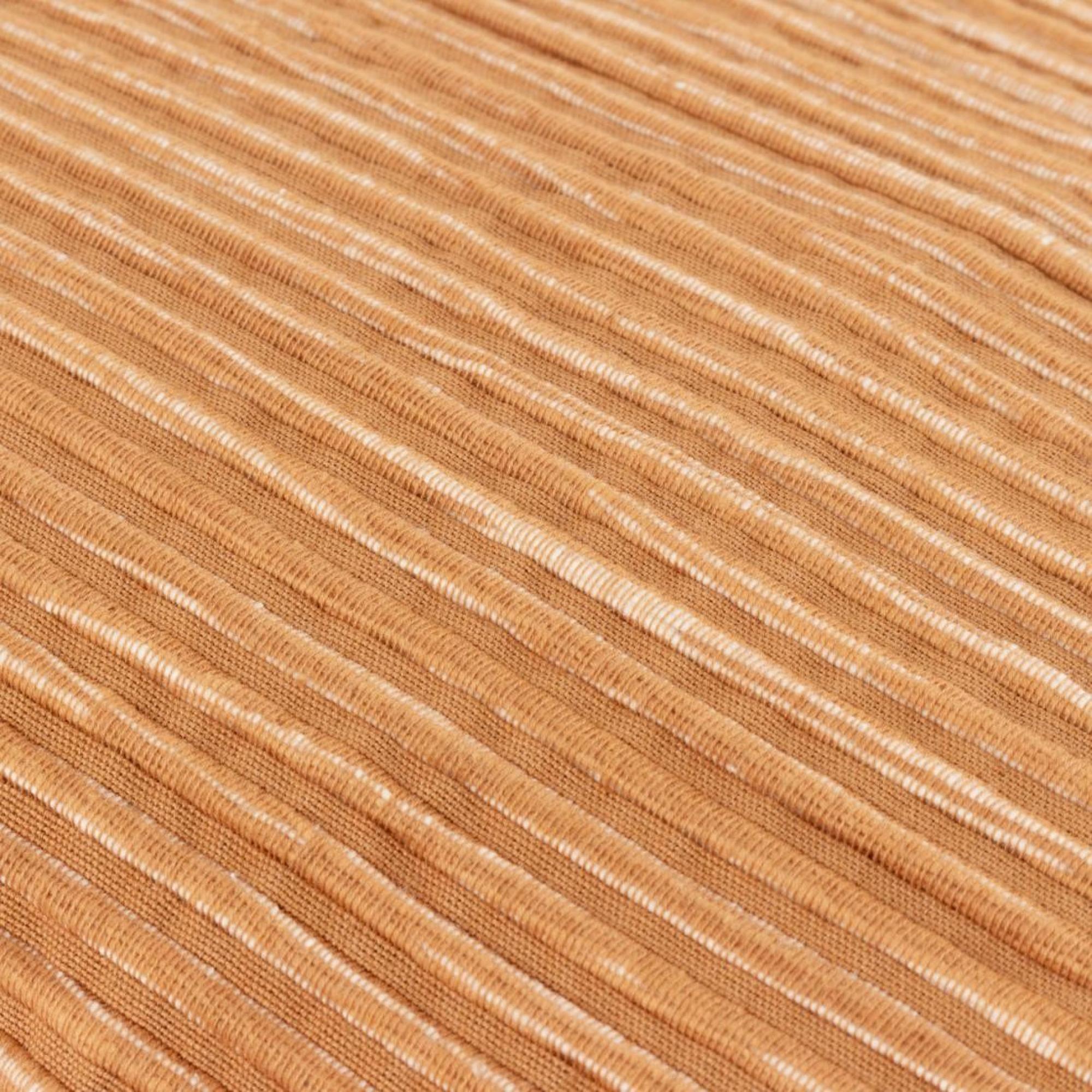 Yard Cove Pecan Ribbed Cushion