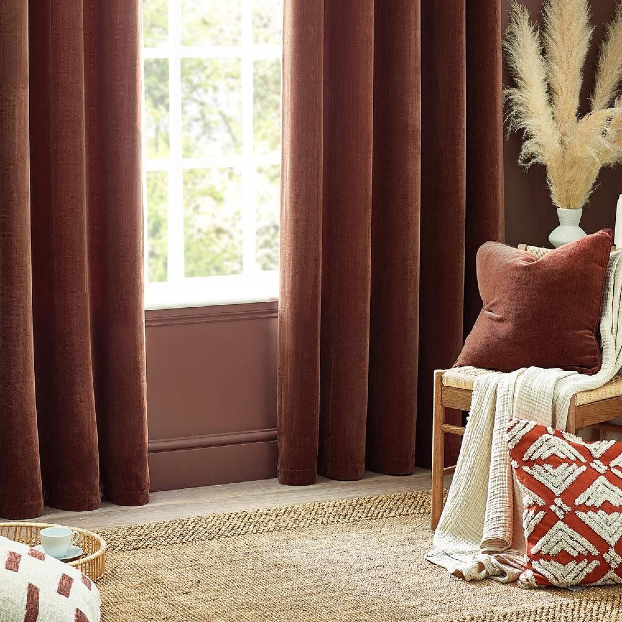 Yard Heavy Nutmeg Chenille Cushion