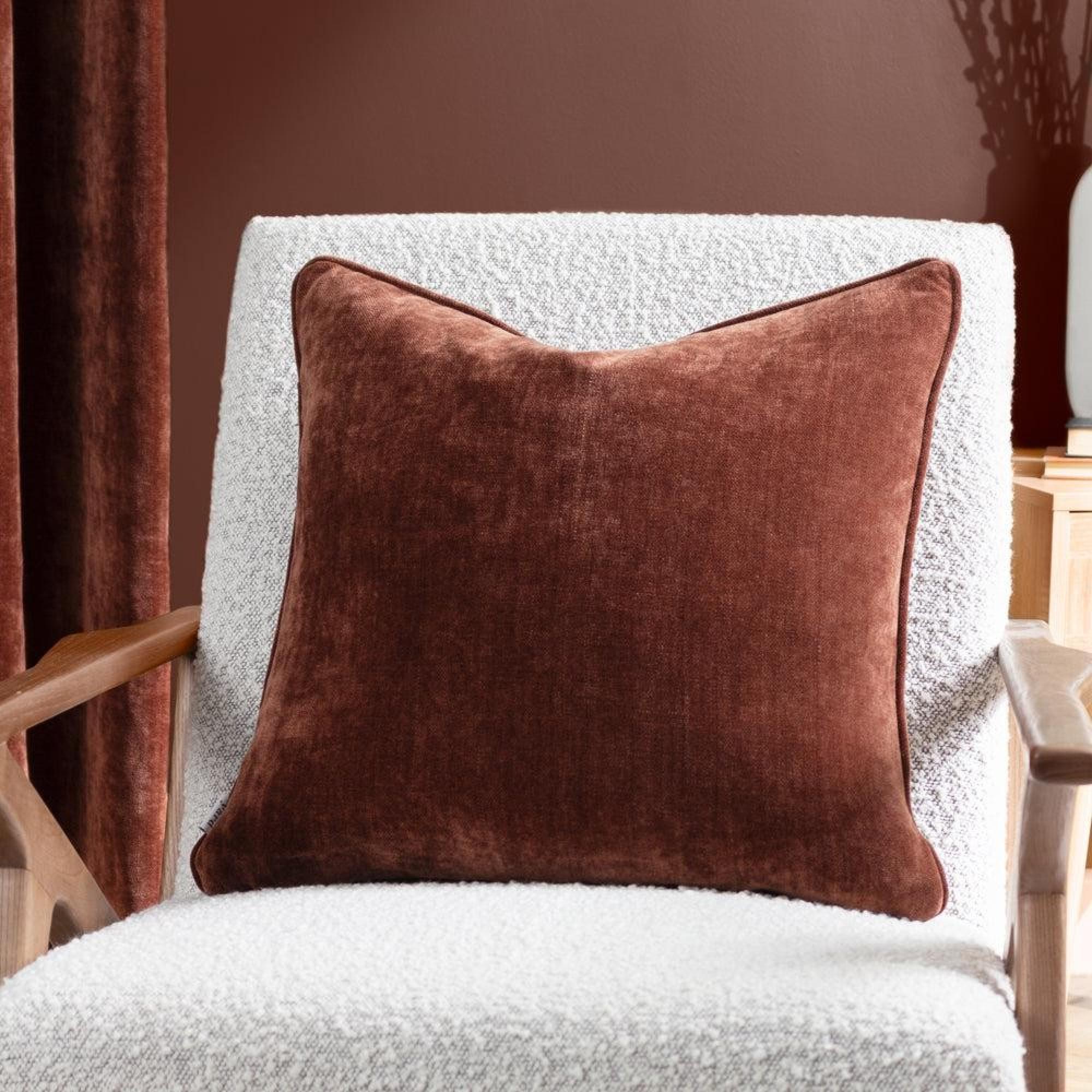 Yard Heavy Nutmeg Chenille Cushion
