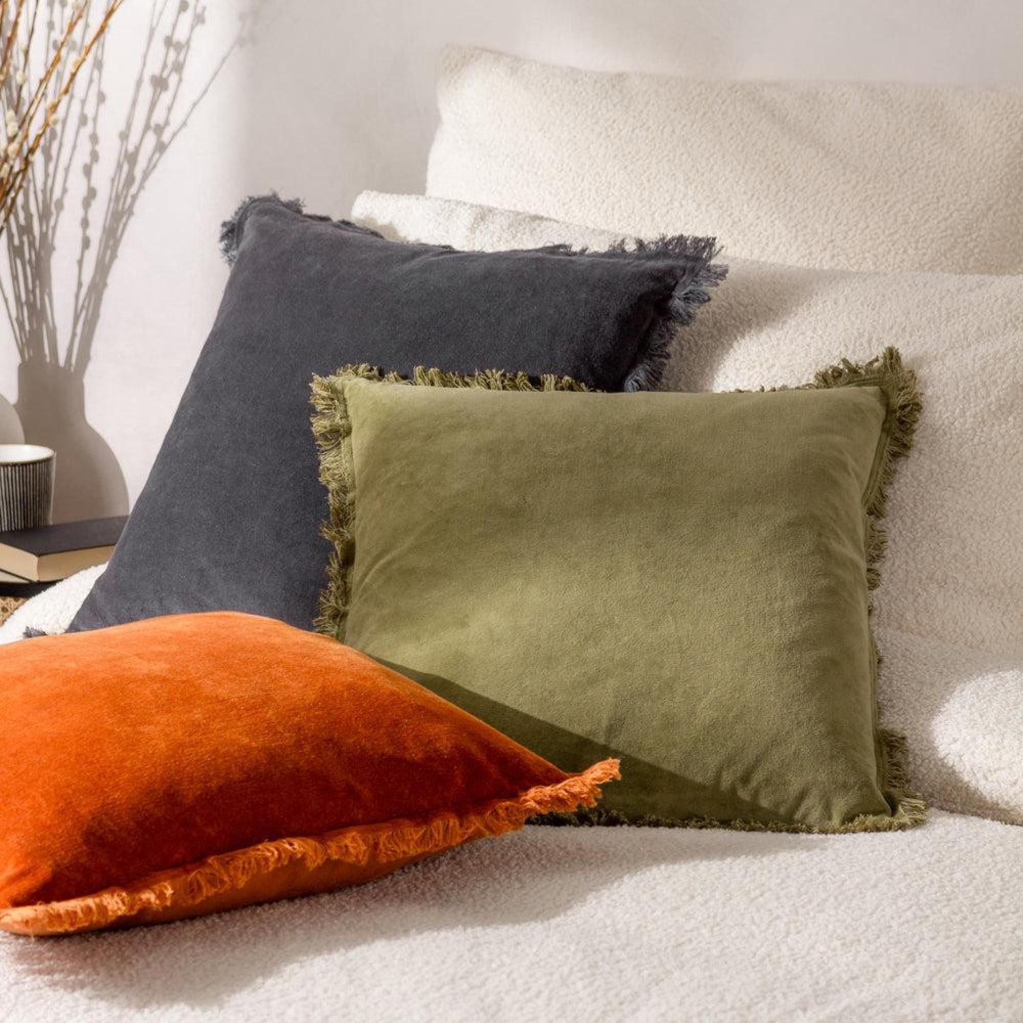 Yard Jaye Moss Cushion