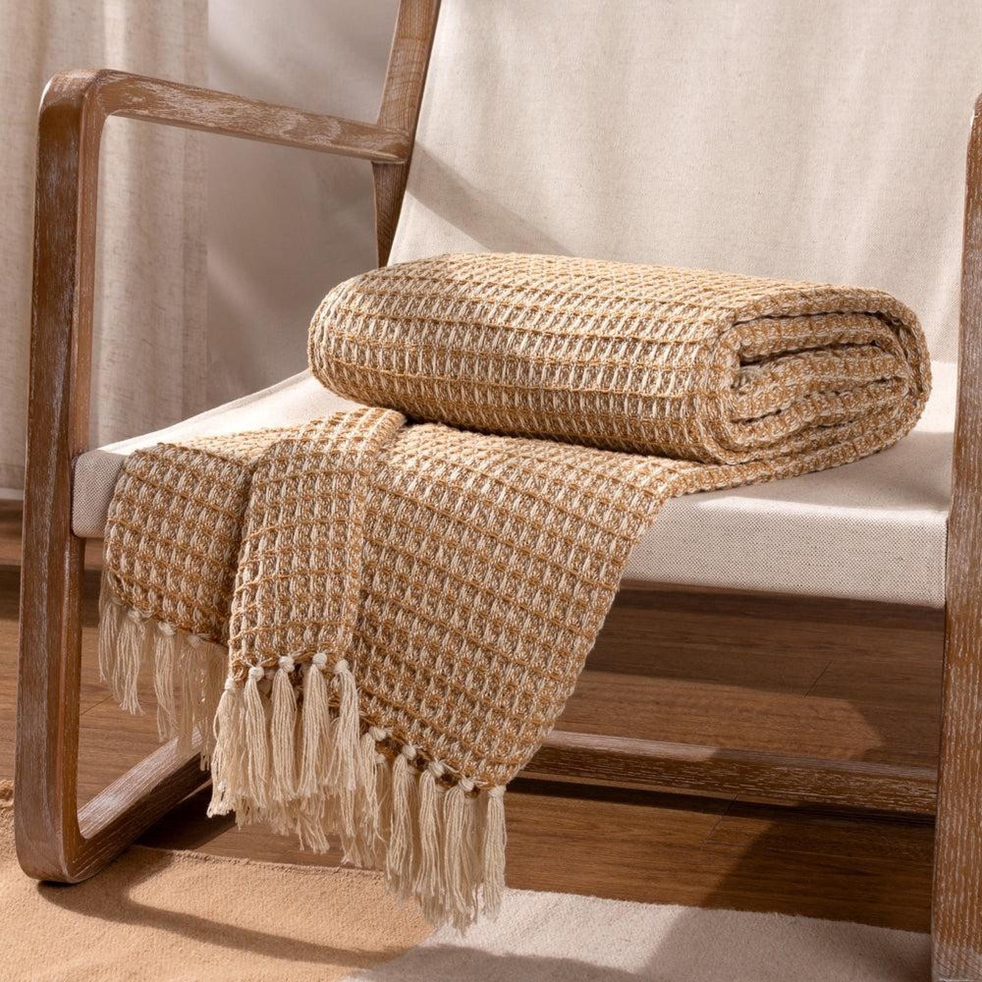 Yard Lorne Honey Throw