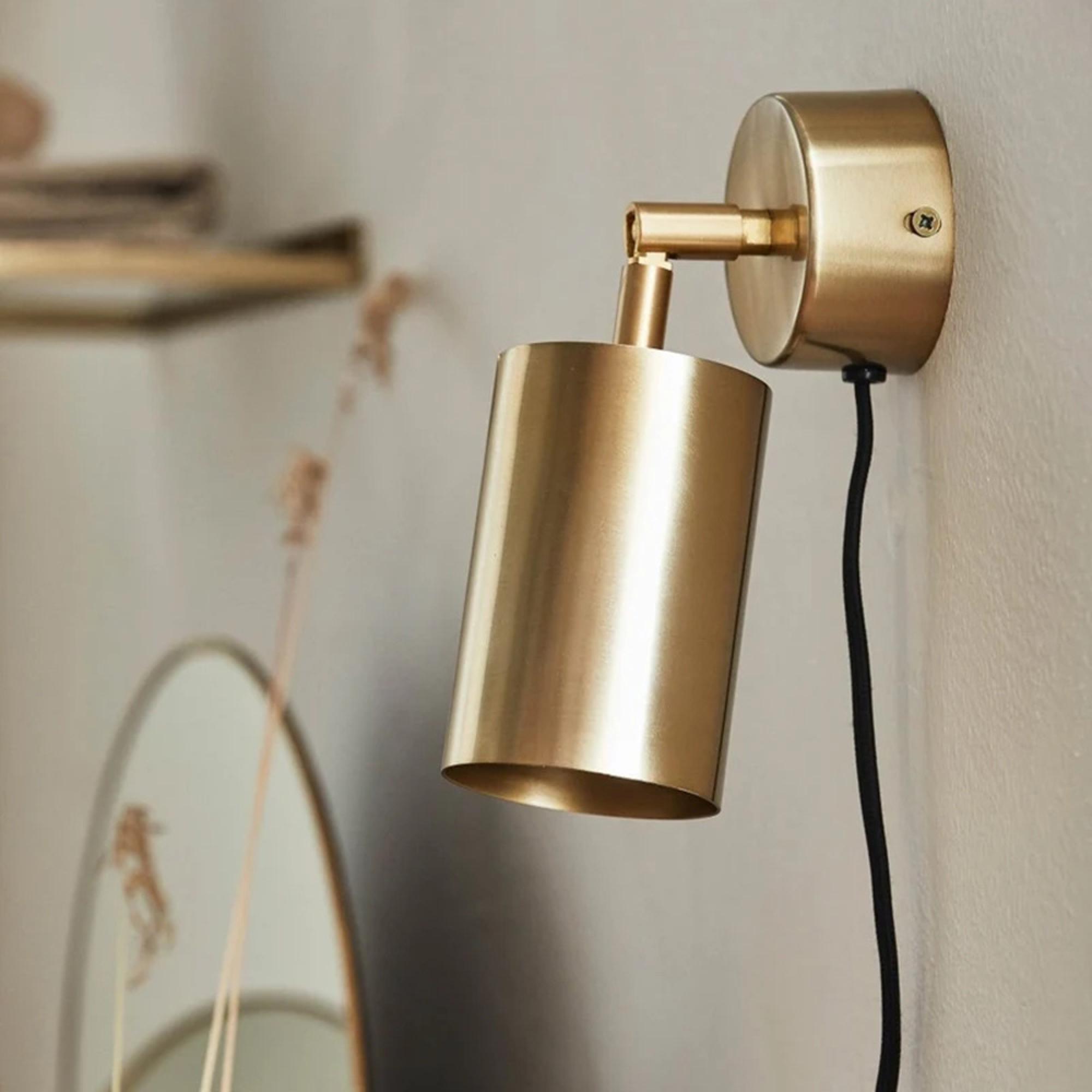 Maia Wall Lamp - Gold - Spot Light