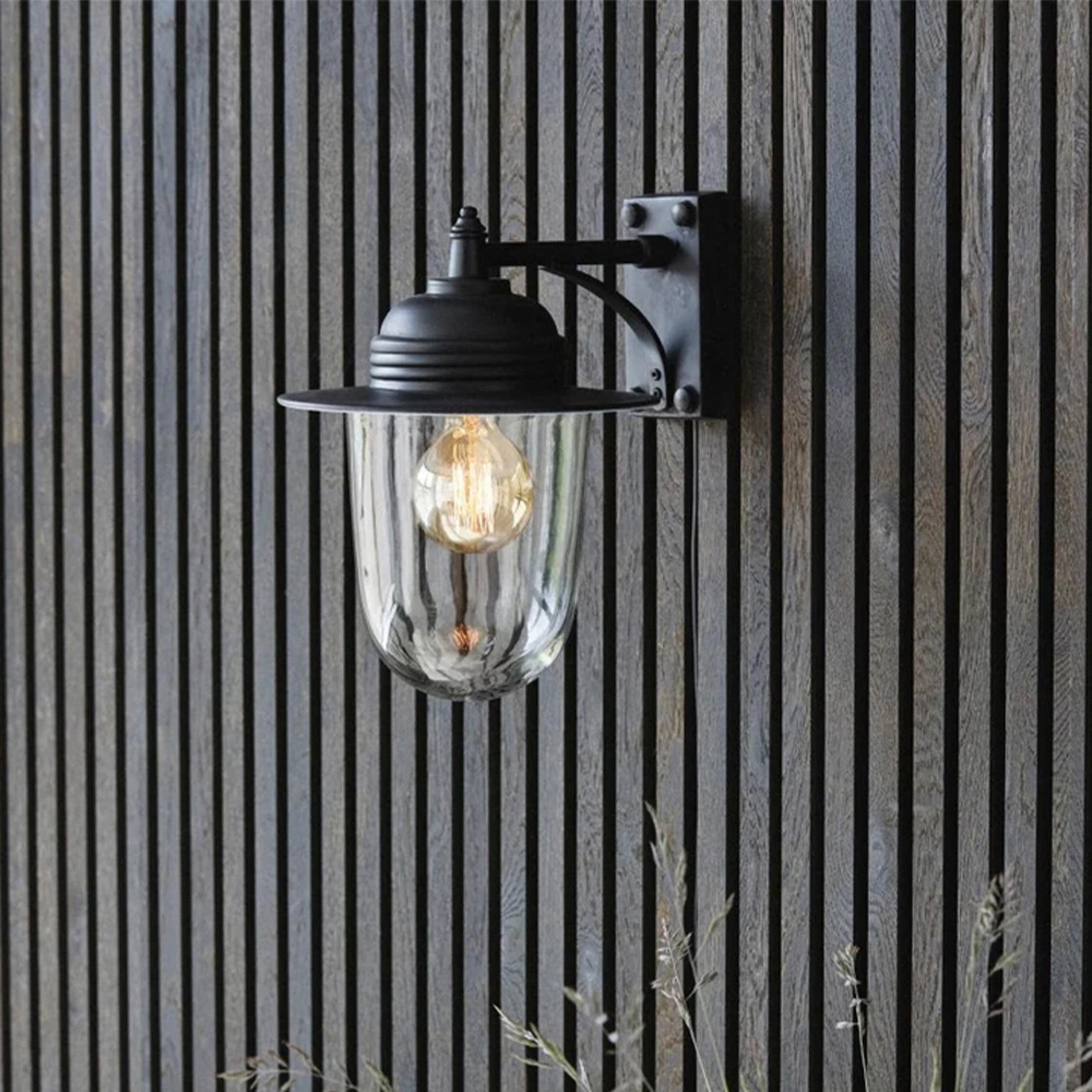Outdoor Wall Lamp - Black - Metal