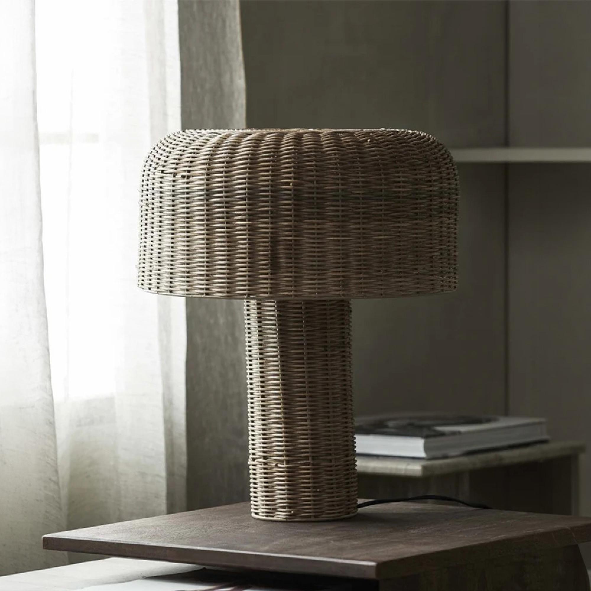 Atum Table Lamp - Natural