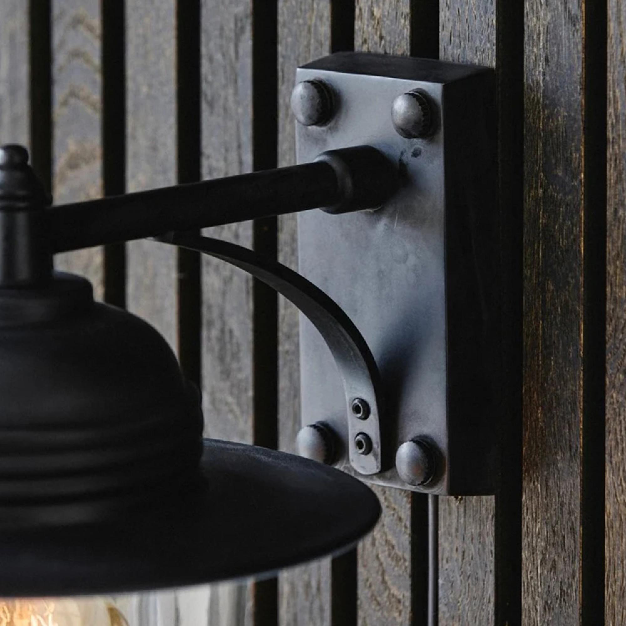 Outdoor Wall Lamp - Black - Metal
