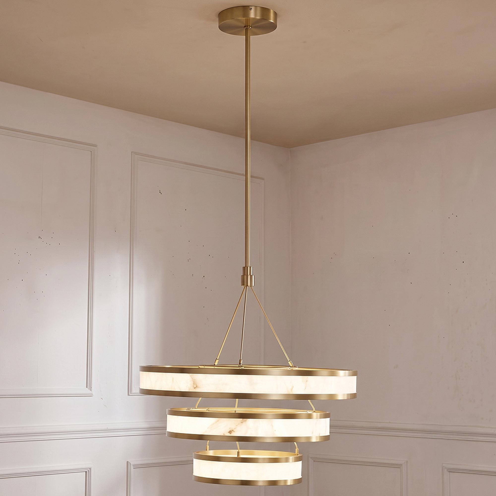Cealora Chandelier - Round - White and Brass - Resin and Metal
