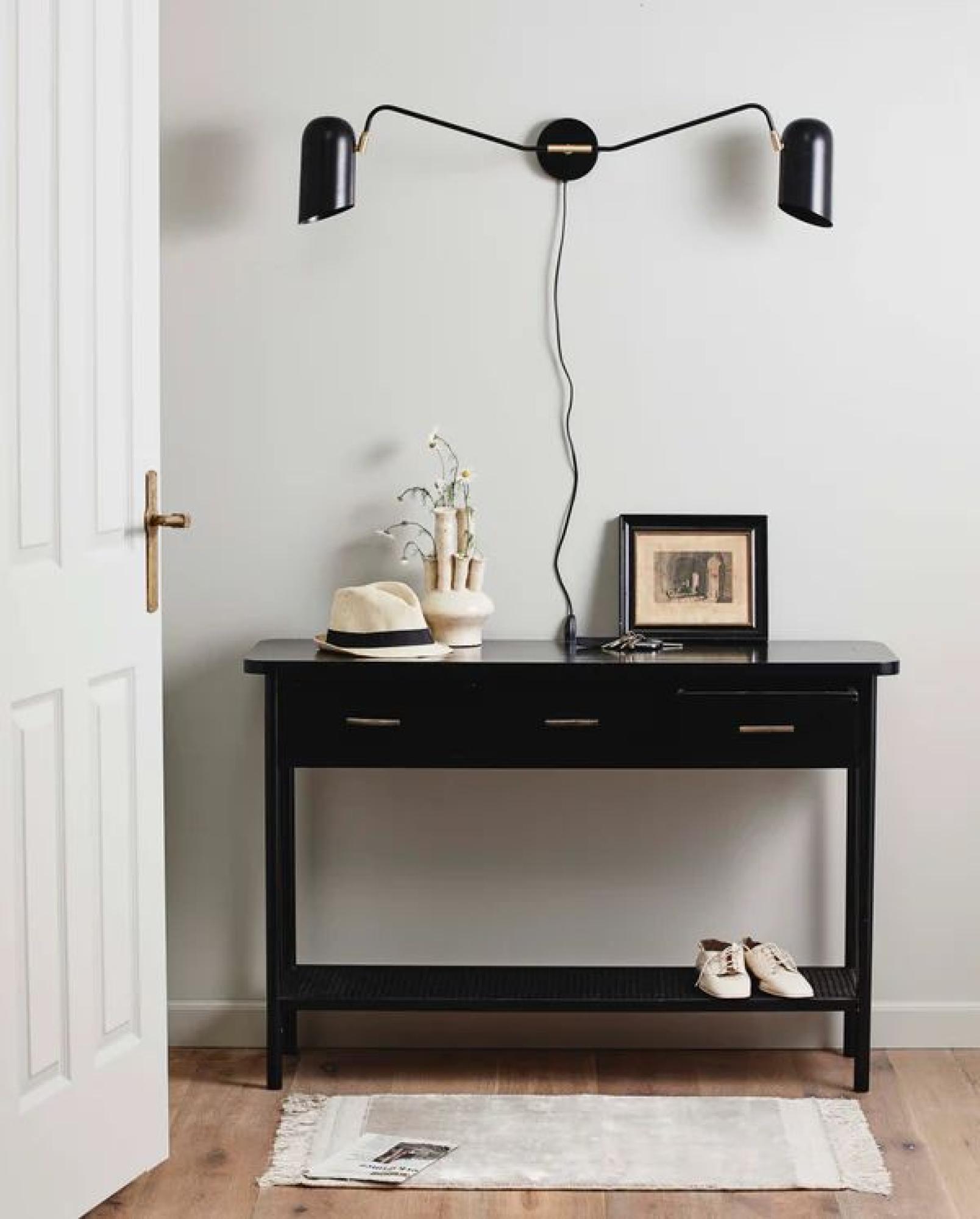 Eris Wall Lamp - 2 Arms - Black