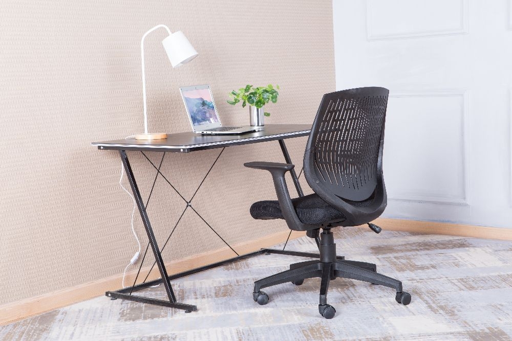 Malibu Task Operator Chair - Black with Arms - AOC5460BLK