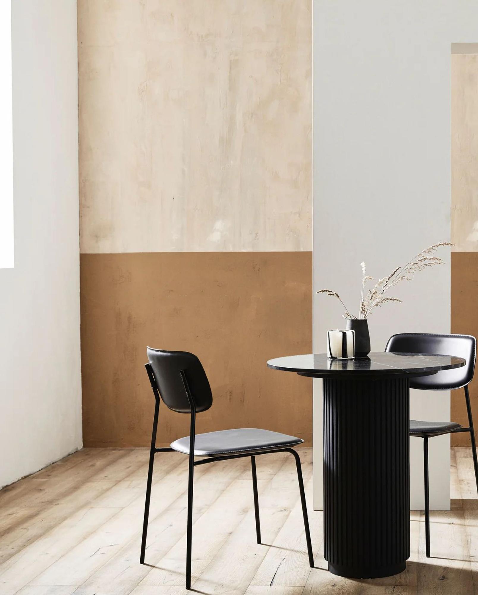 Erie Cafe Table - Round - Black Marble
