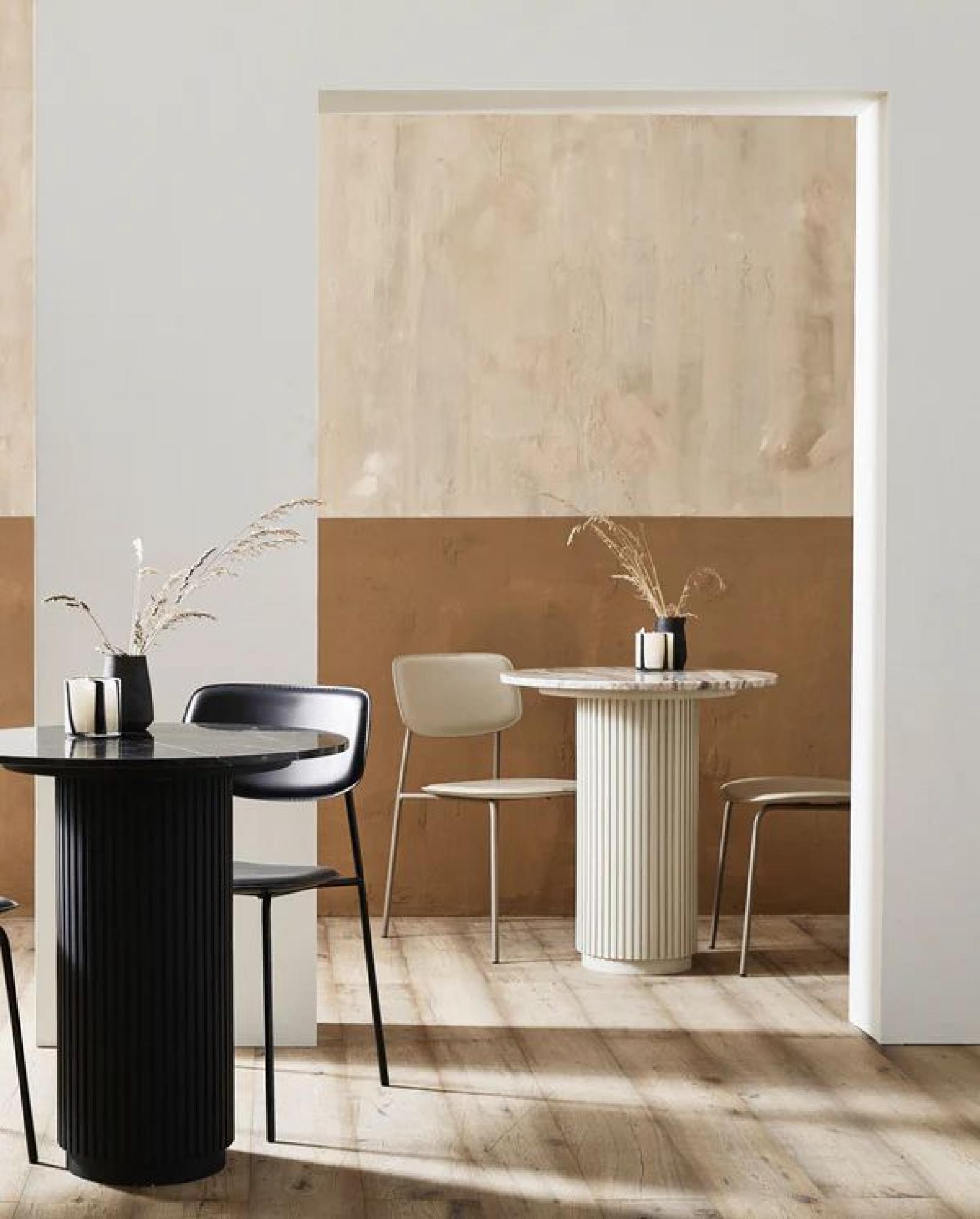 Erie Cafe Table - Round - Ivory Marble