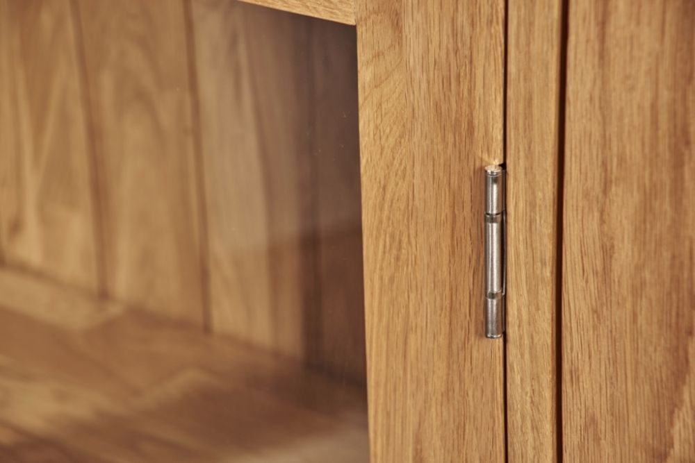 Shaker Oak Glass Door Dresser Top