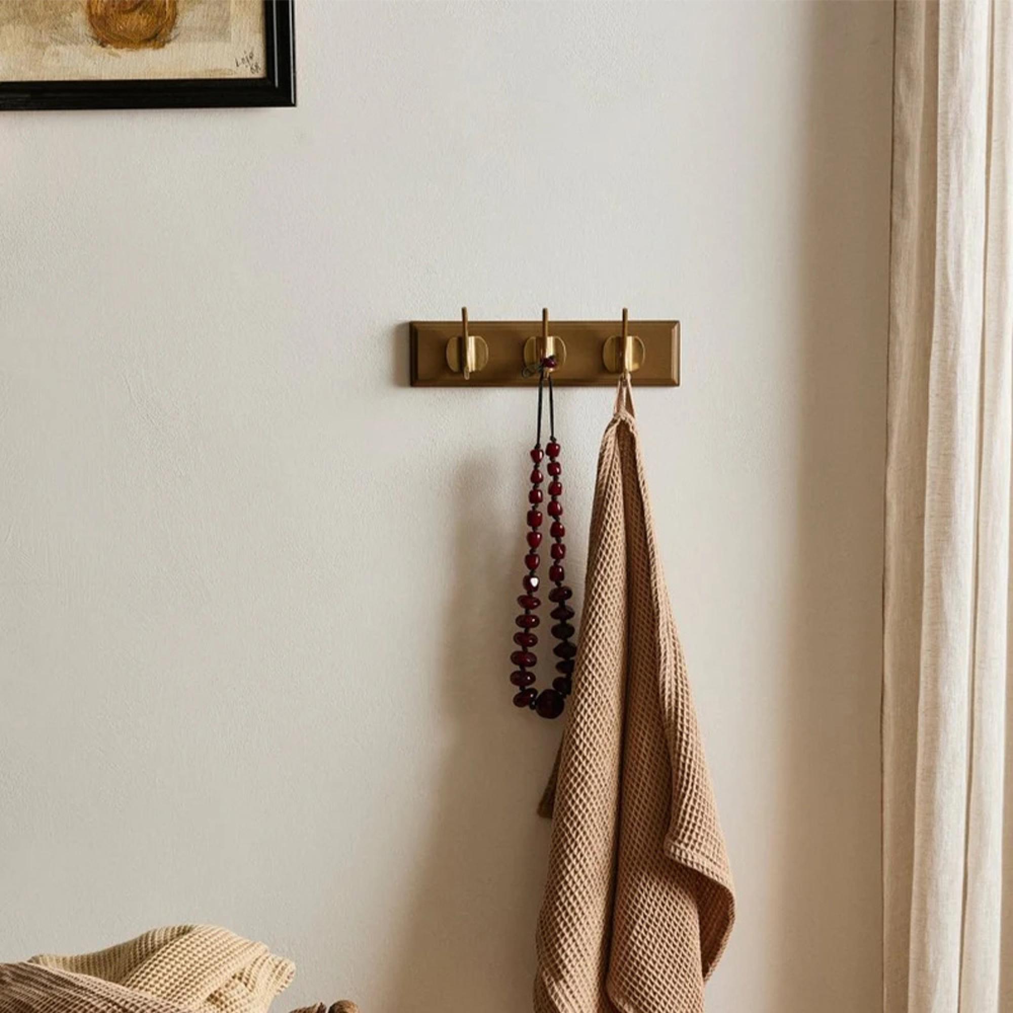 Edgy Coat Rack - Set of 4 - 3 Hooks - Brown