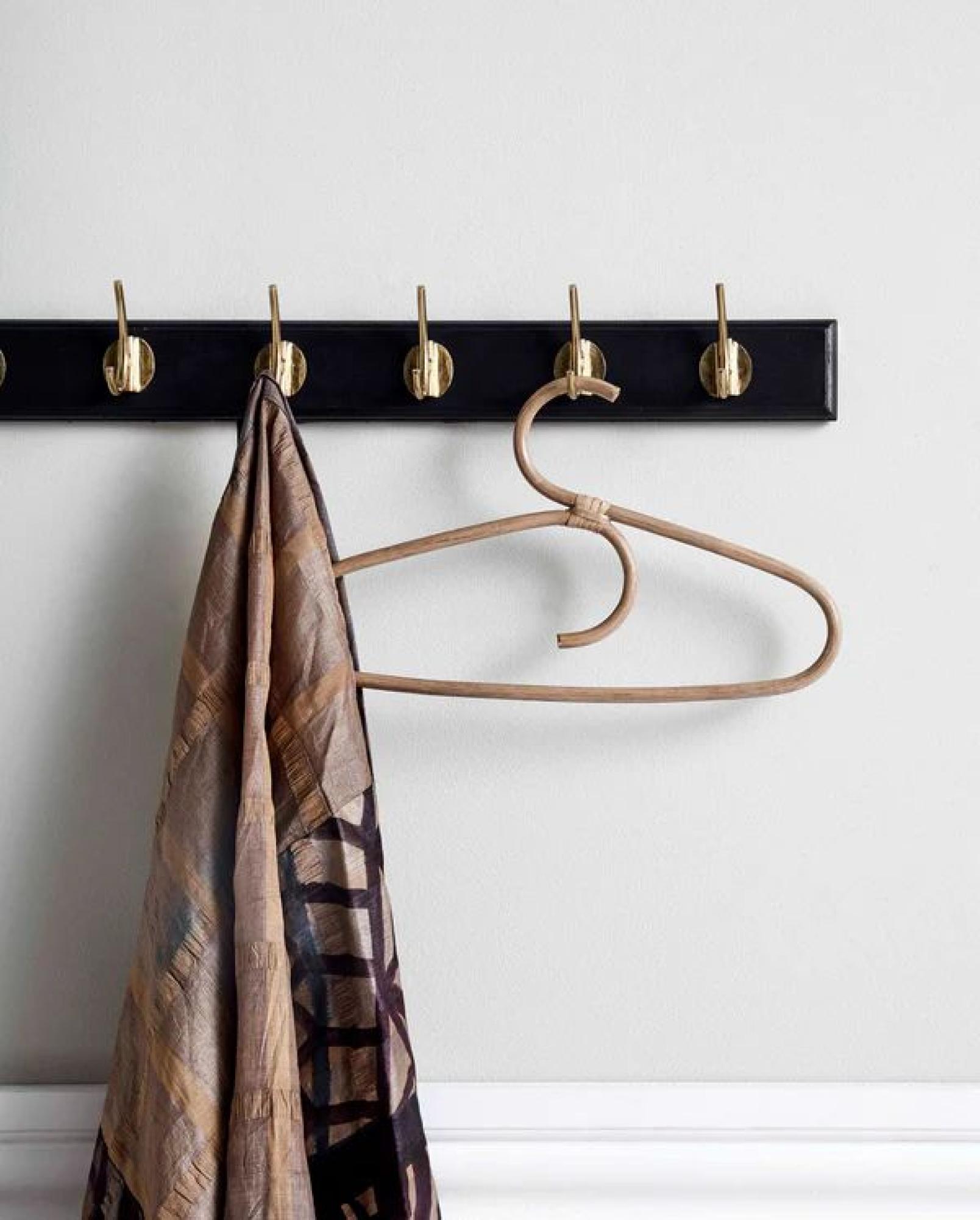 Edgy Coat Rack - Set of 2 - 8 Hooks - Black