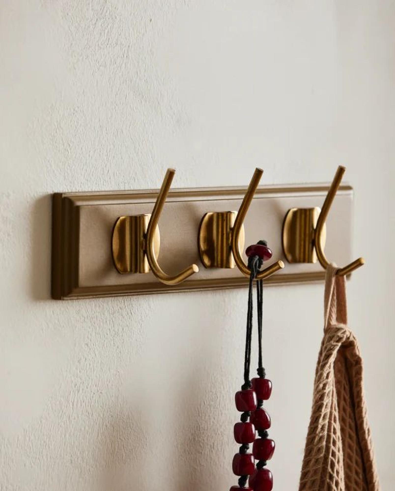 Edgy Coat Rack - Set of 4 - 3 Hooks - Brown