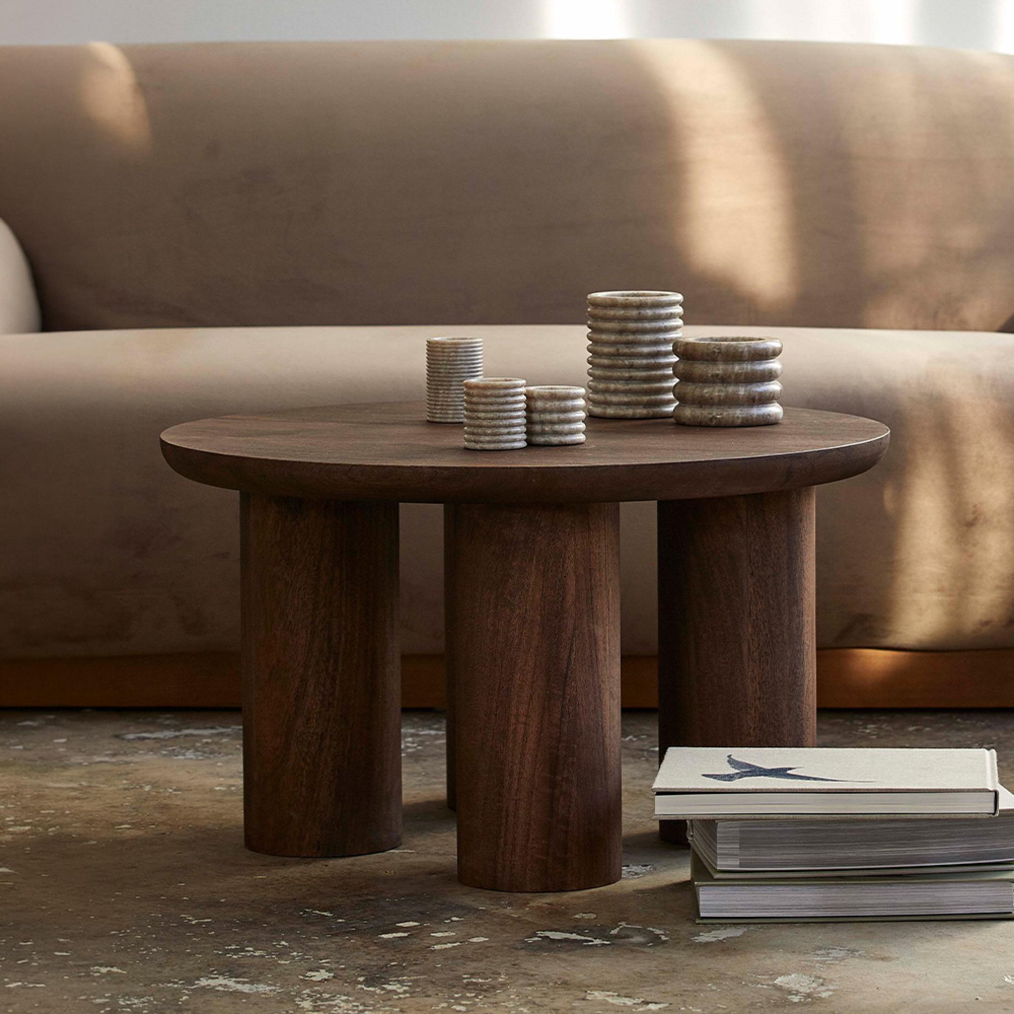 Helin Coffee Table - Round - Dark Brown