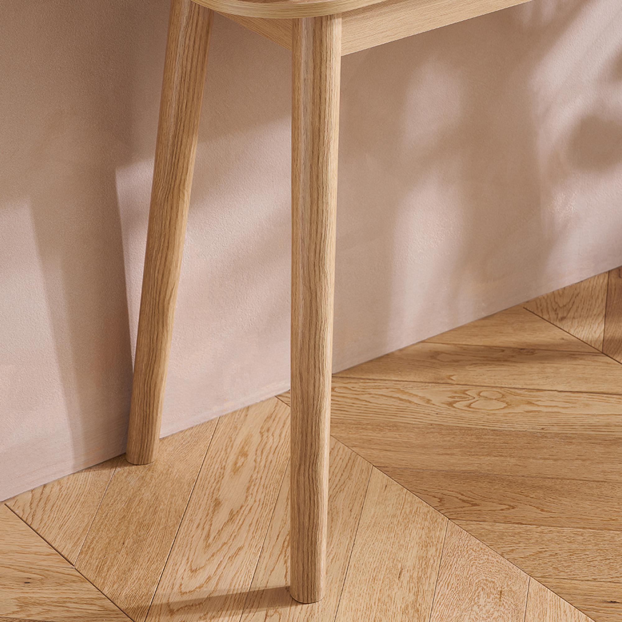Axel Curved Console Table - Oak Fluted