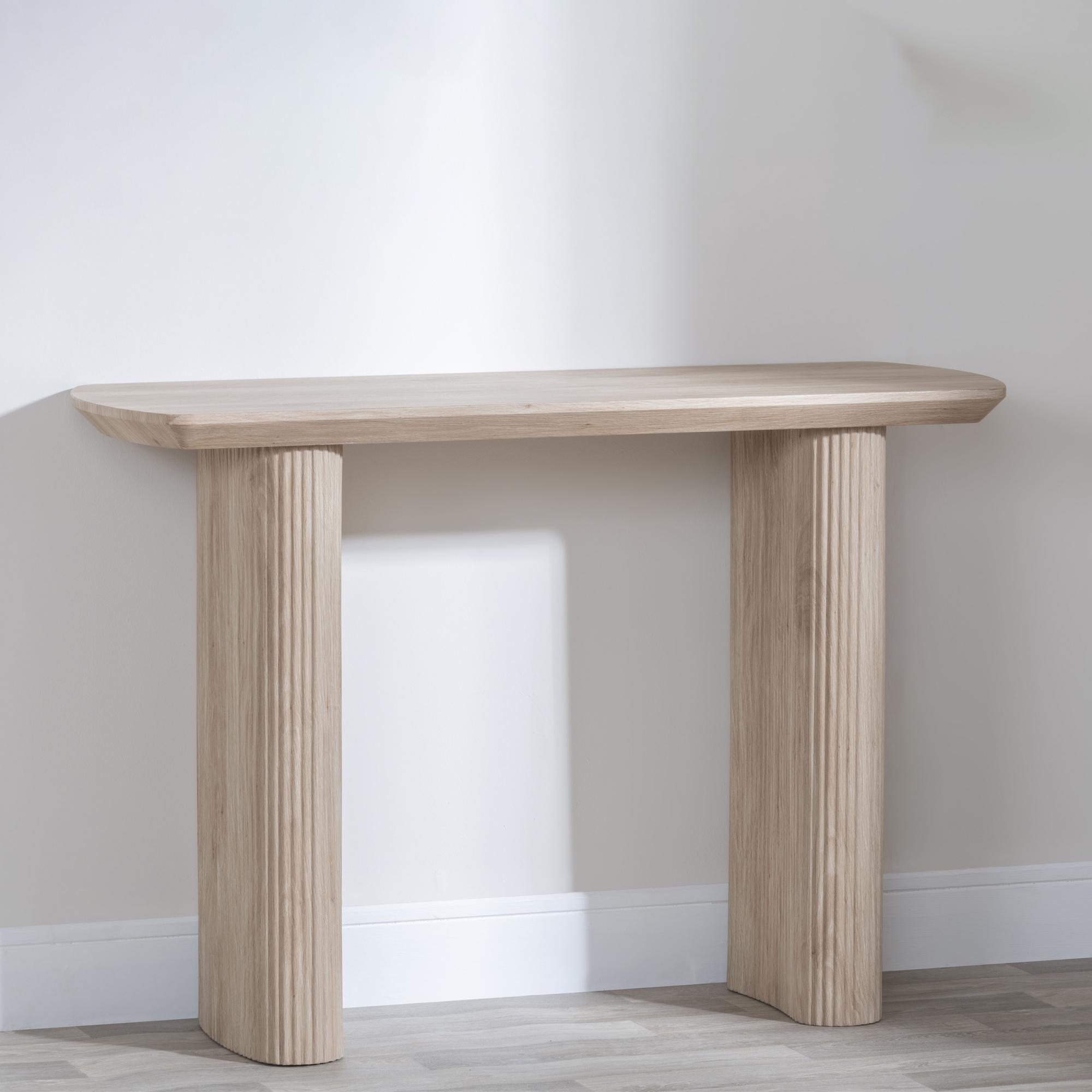 Bern Pedestal Console Table - Oak - Fluted