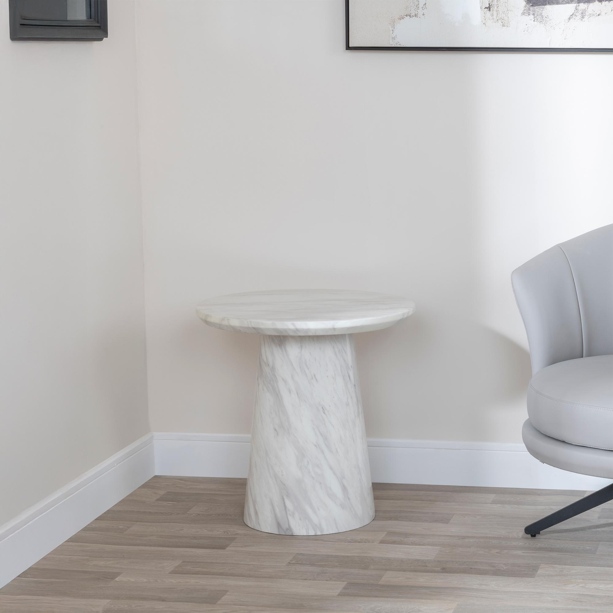 Carrera Side Table - Round - White Marble