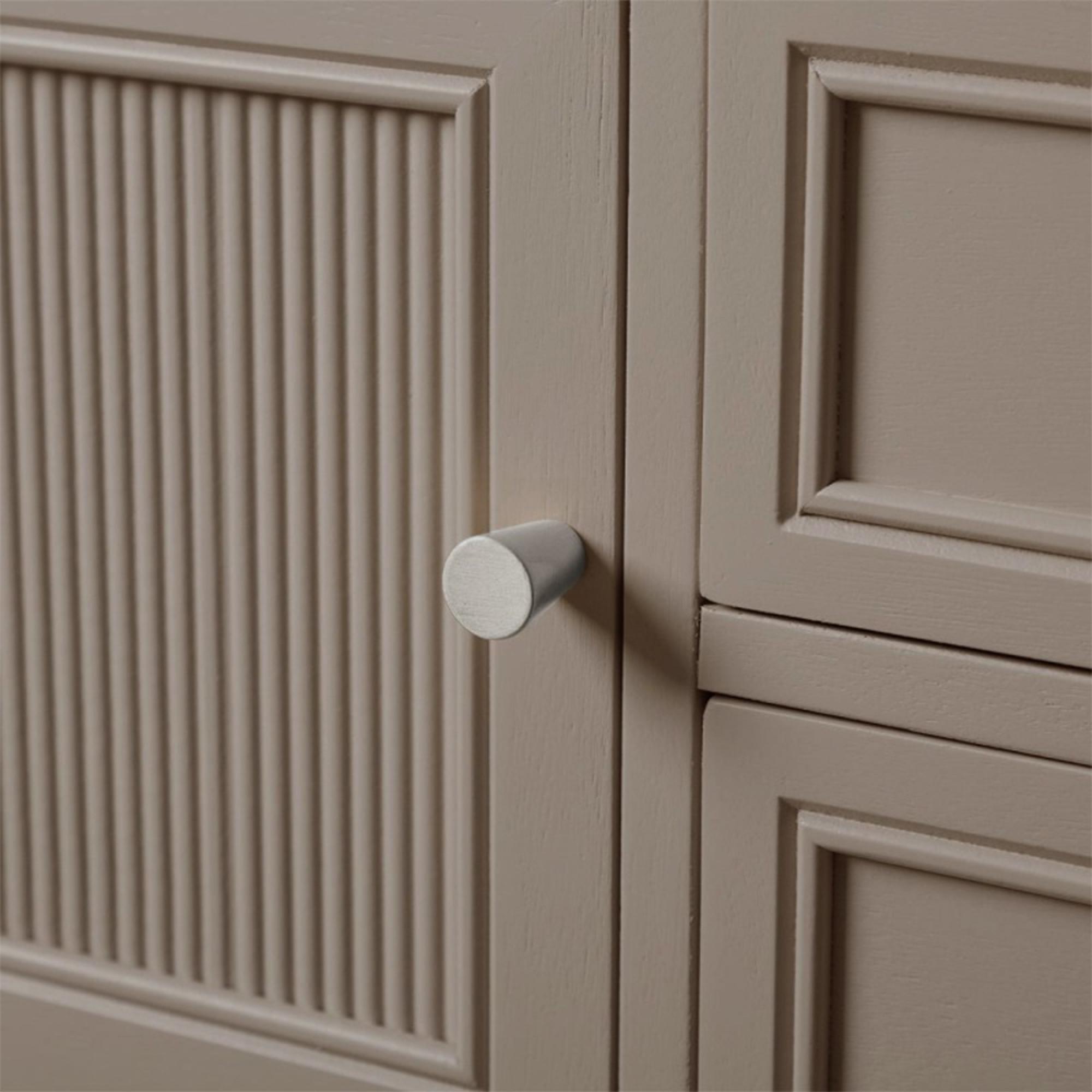 Lindon Hall Table - 2 Door - 2 Drawer - Taupe